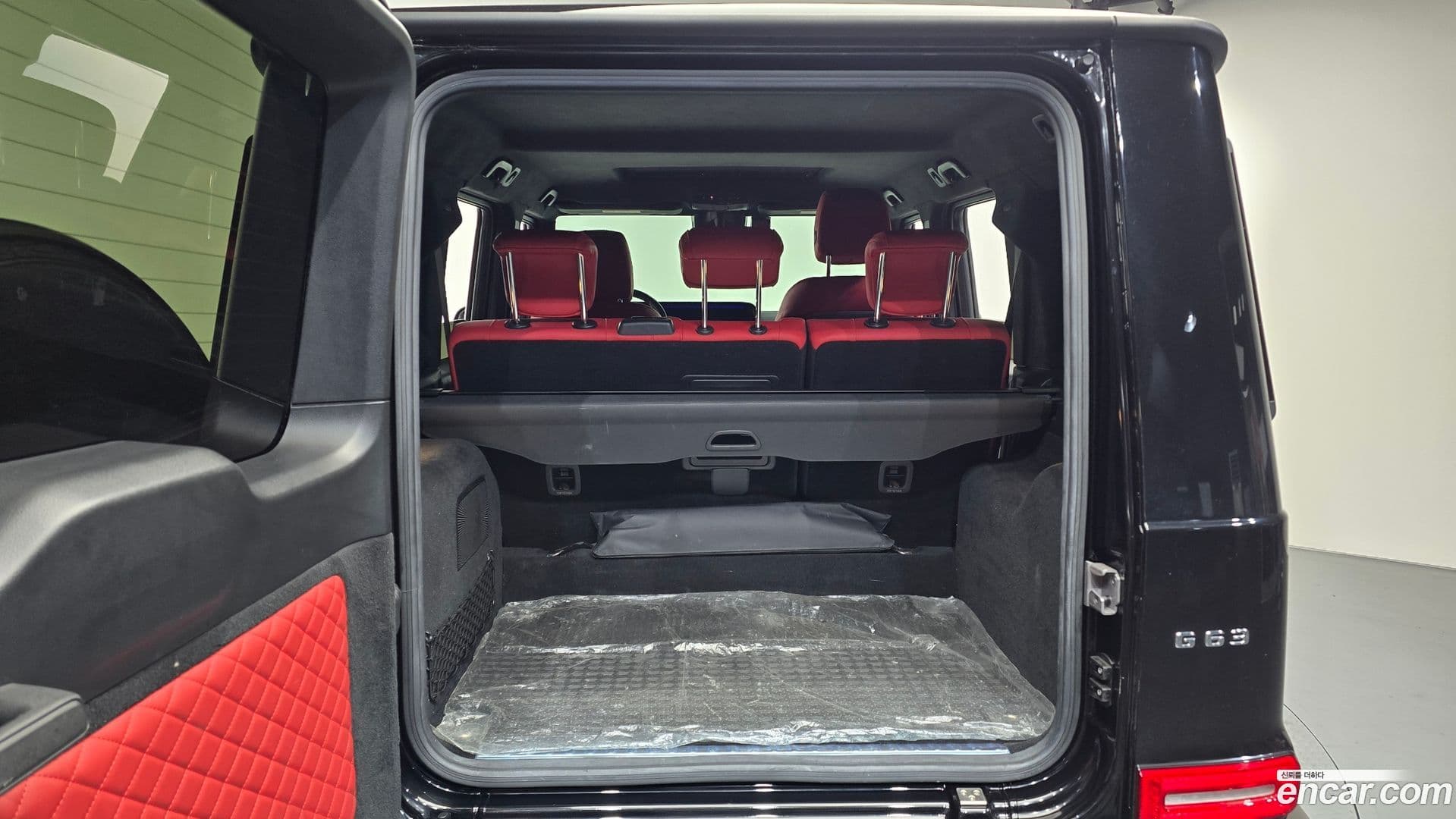 Main__Slider__Photo:G-Class Mercedes-Benz 2020.8-19