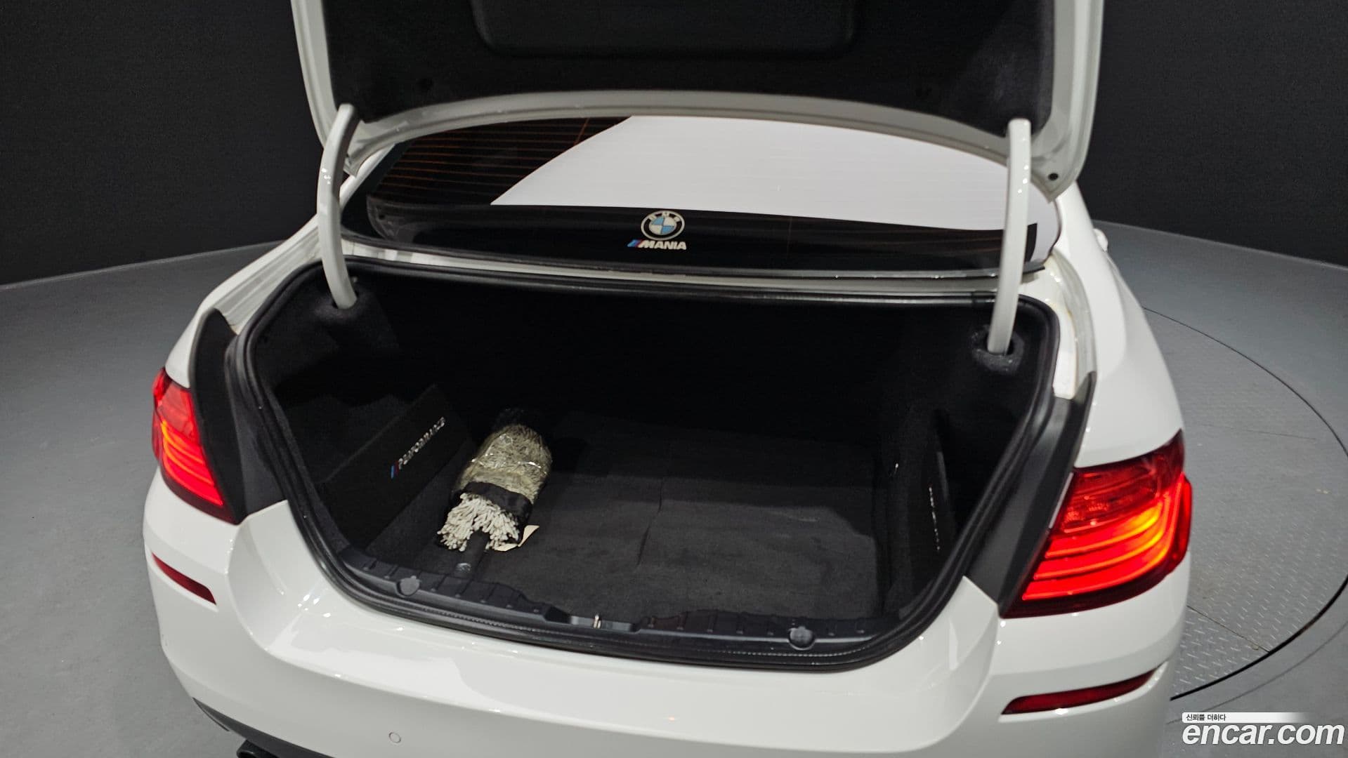 Main__Slider__Photo:5-Series BMW 2015.8-19