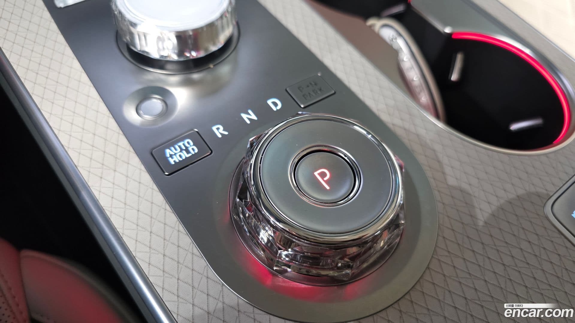 Main__Slider__Photo:GV80 Genesis 2025.4-8