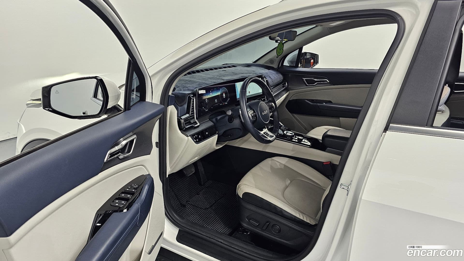 Main__Slider__Photo:Sportage Kia 2021.11-10