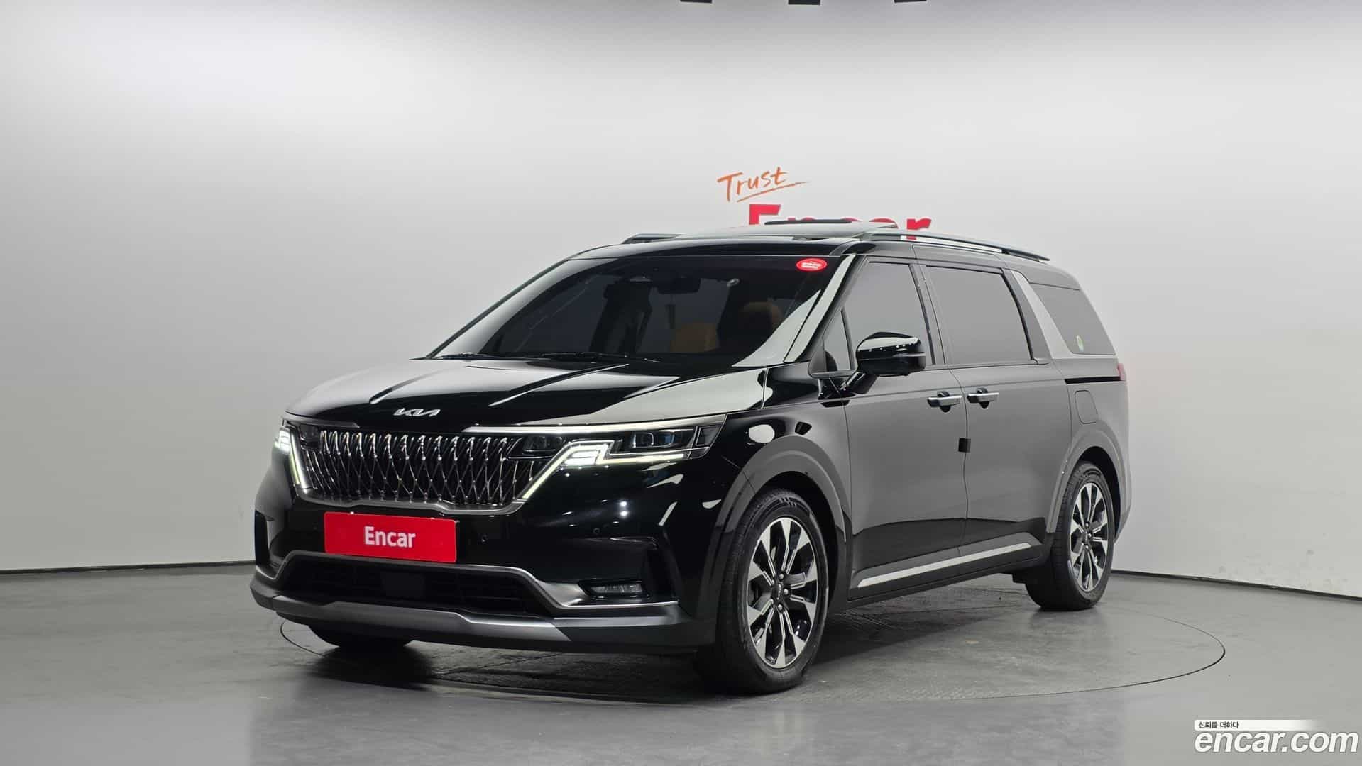Canival Kia 2023.0-OUTER-001