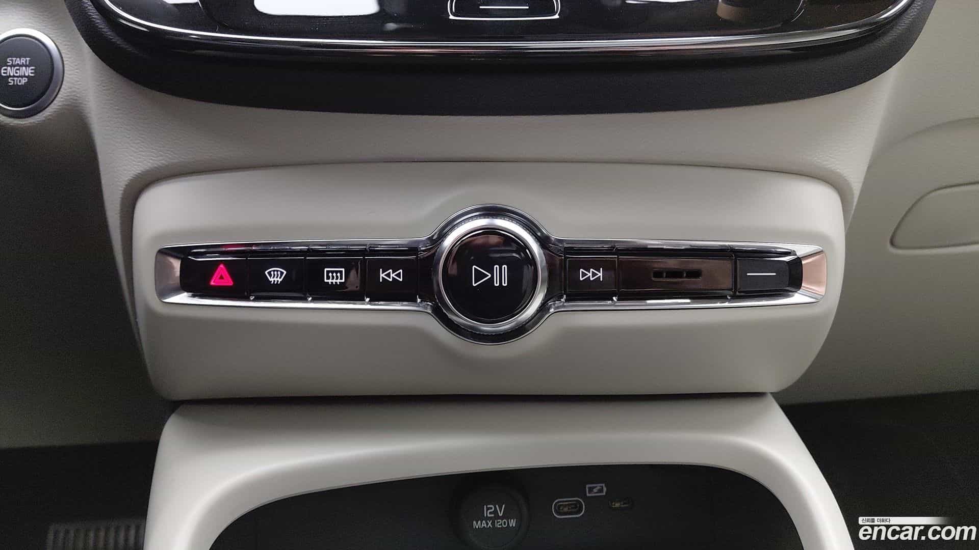 XC40 Volvo 2024.2-OPTION-021