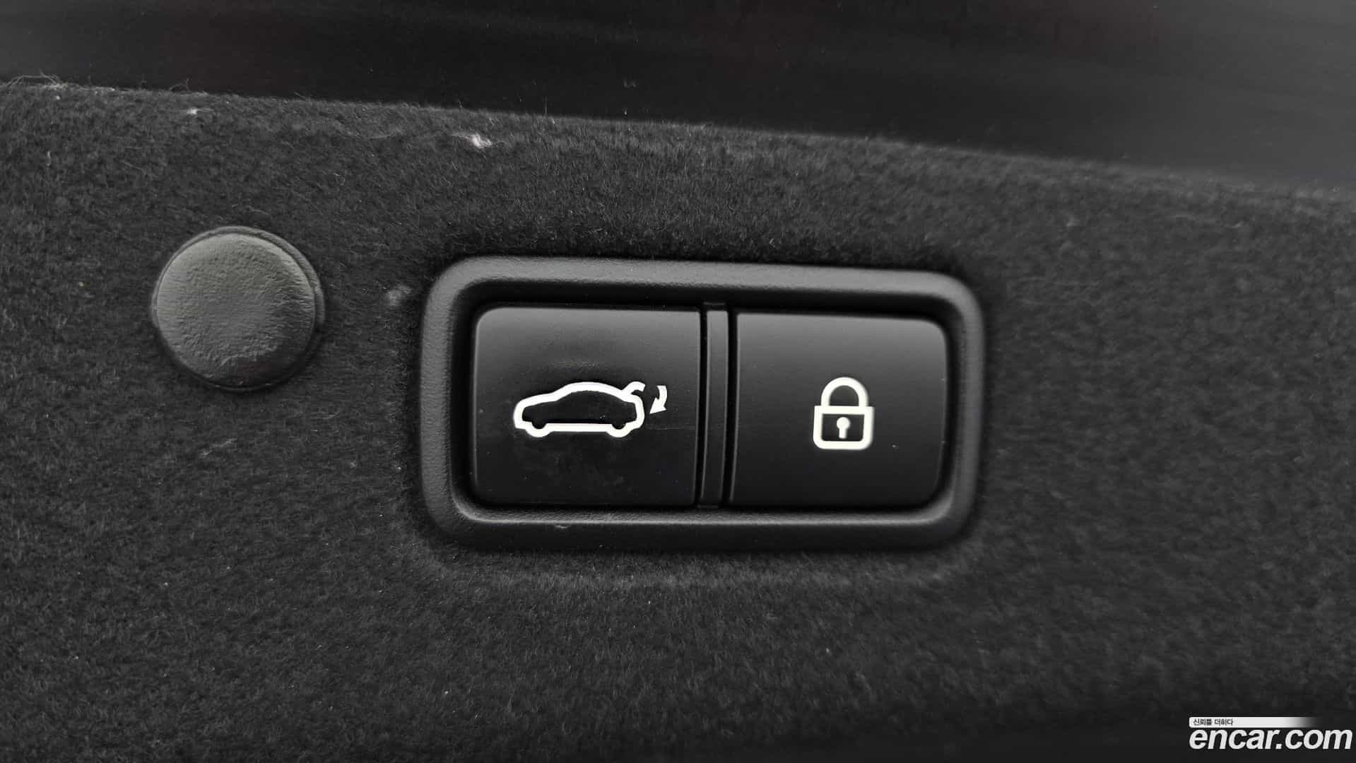 Grandeur Hyundai 2020.10-OPTION-023