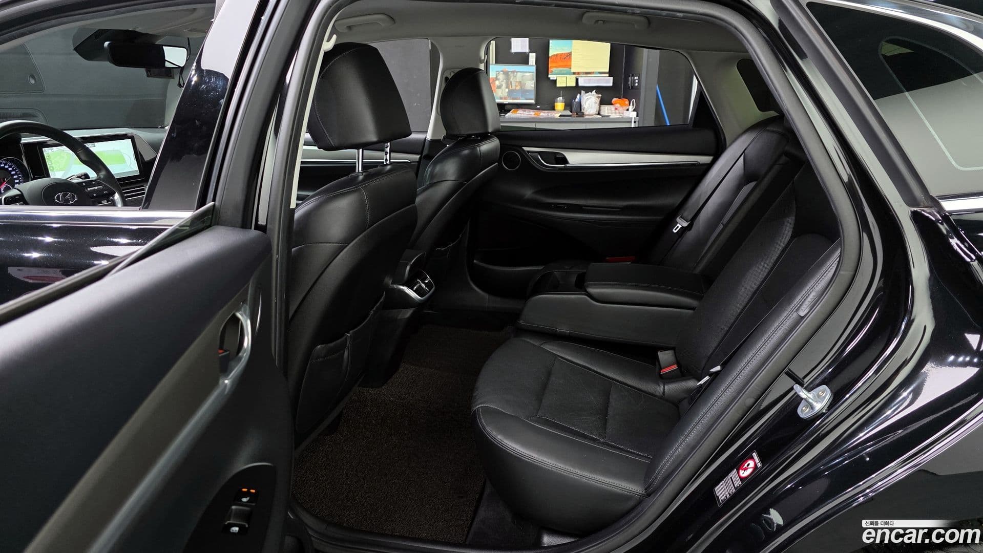 Main__Slider__Photo:Grandeur Hyundai 2020.10-19