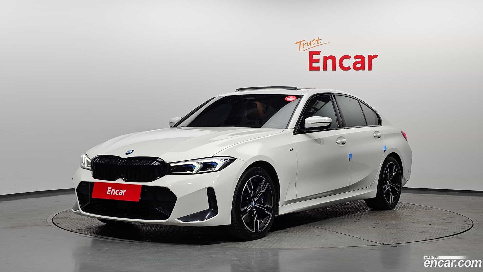 3-Series BMW 2023.8-OUTER-001