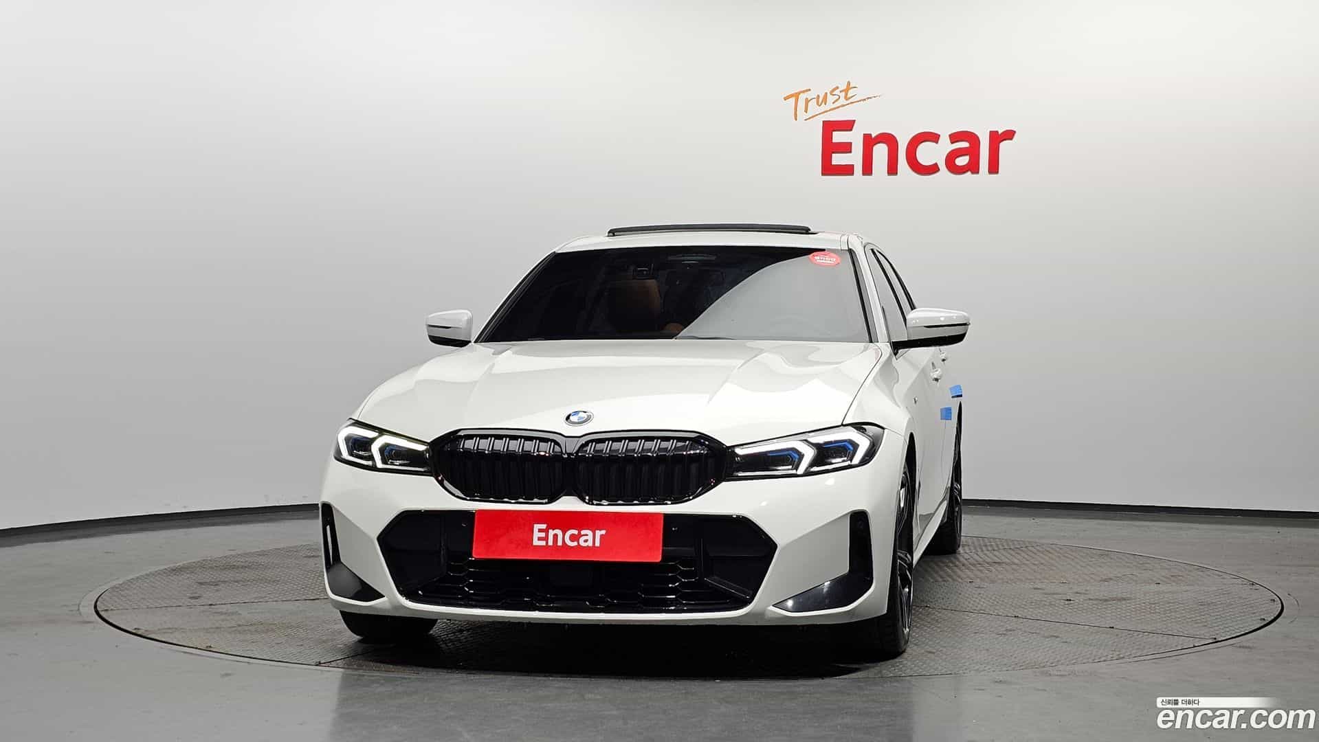 3-Series BMW 2023.8-OUTER-003