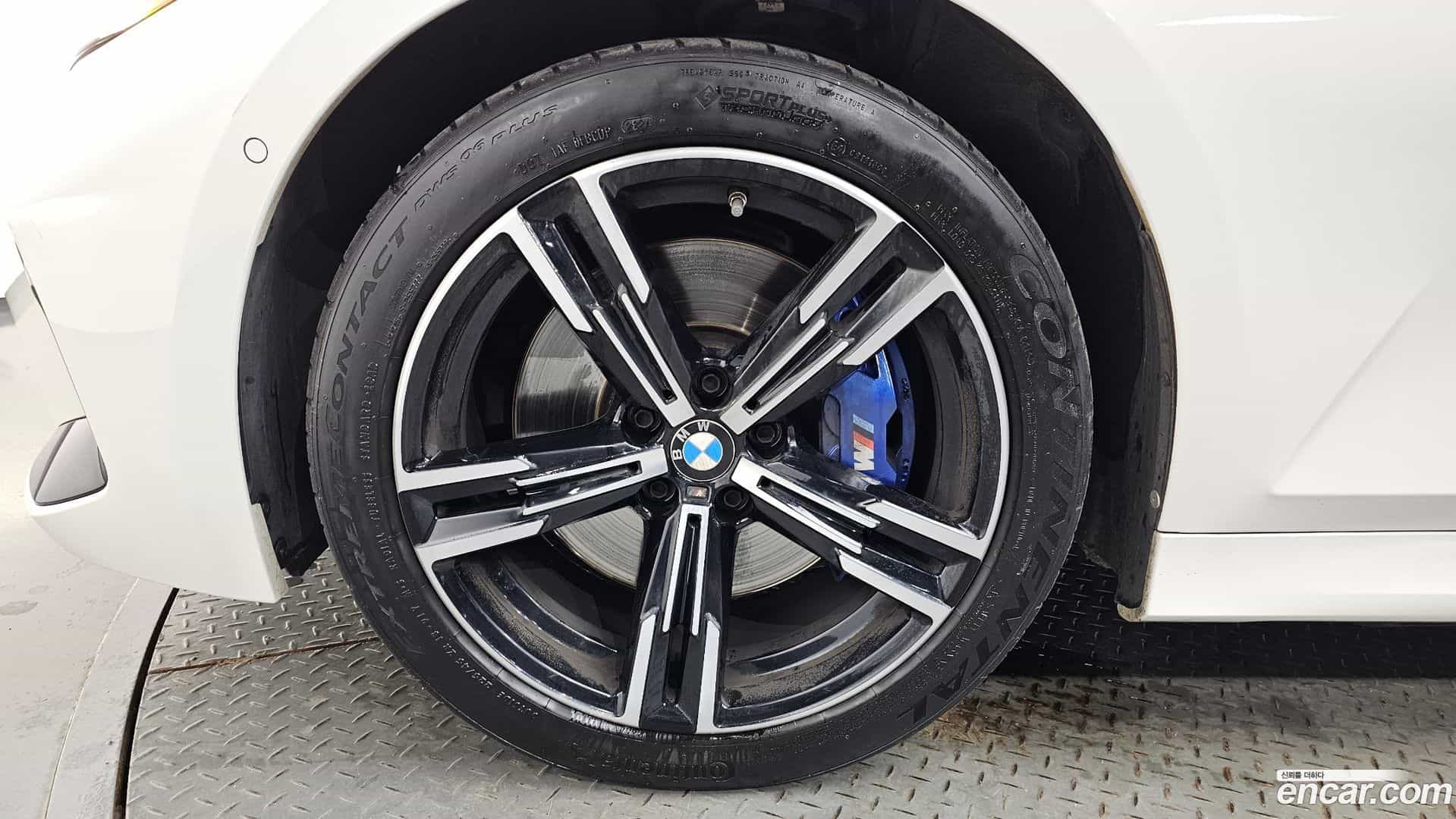 3-Series BMW 2023.8-OUTER-005