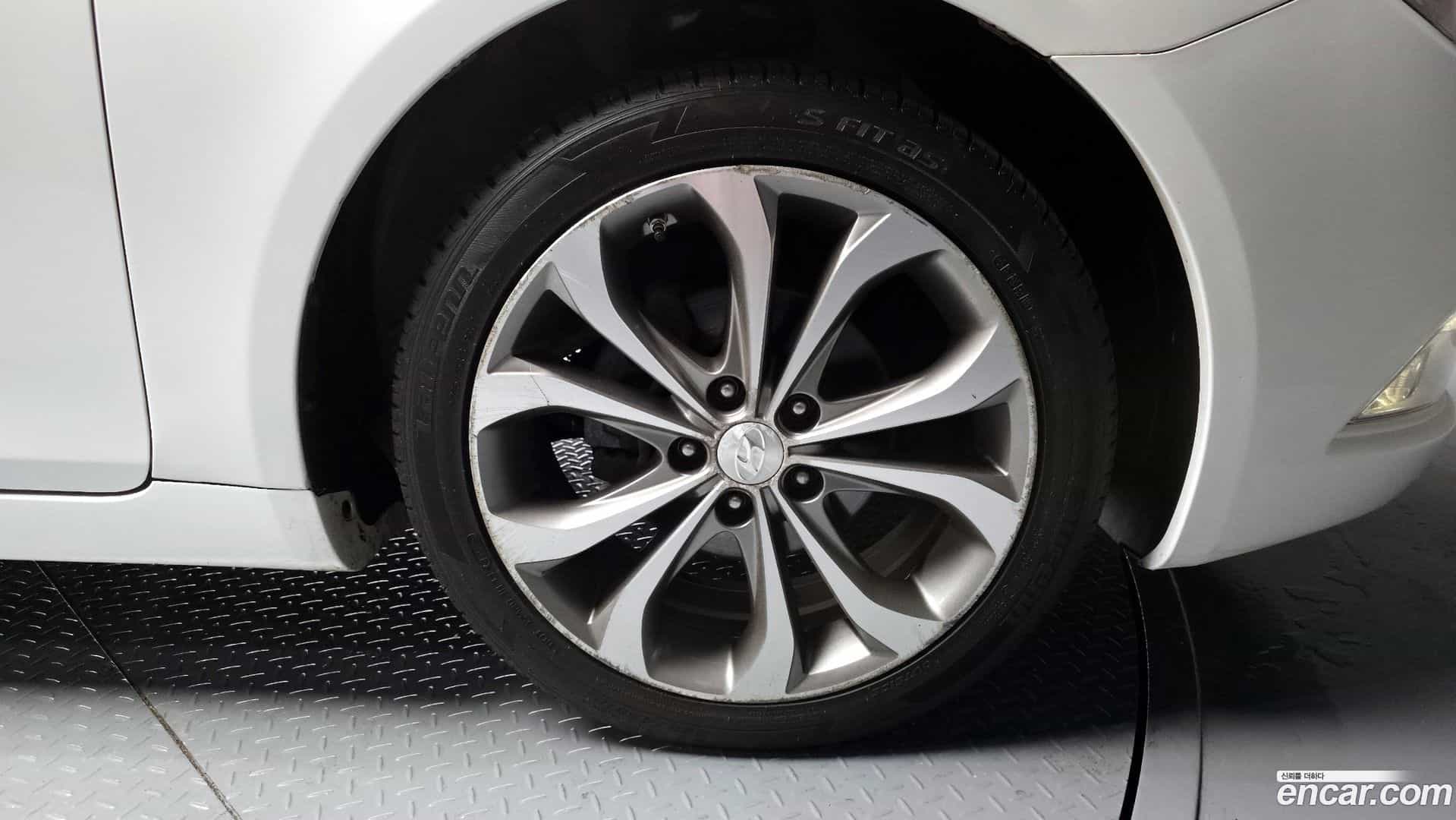 Sonata Hyundai 2013.6-OUTER-005