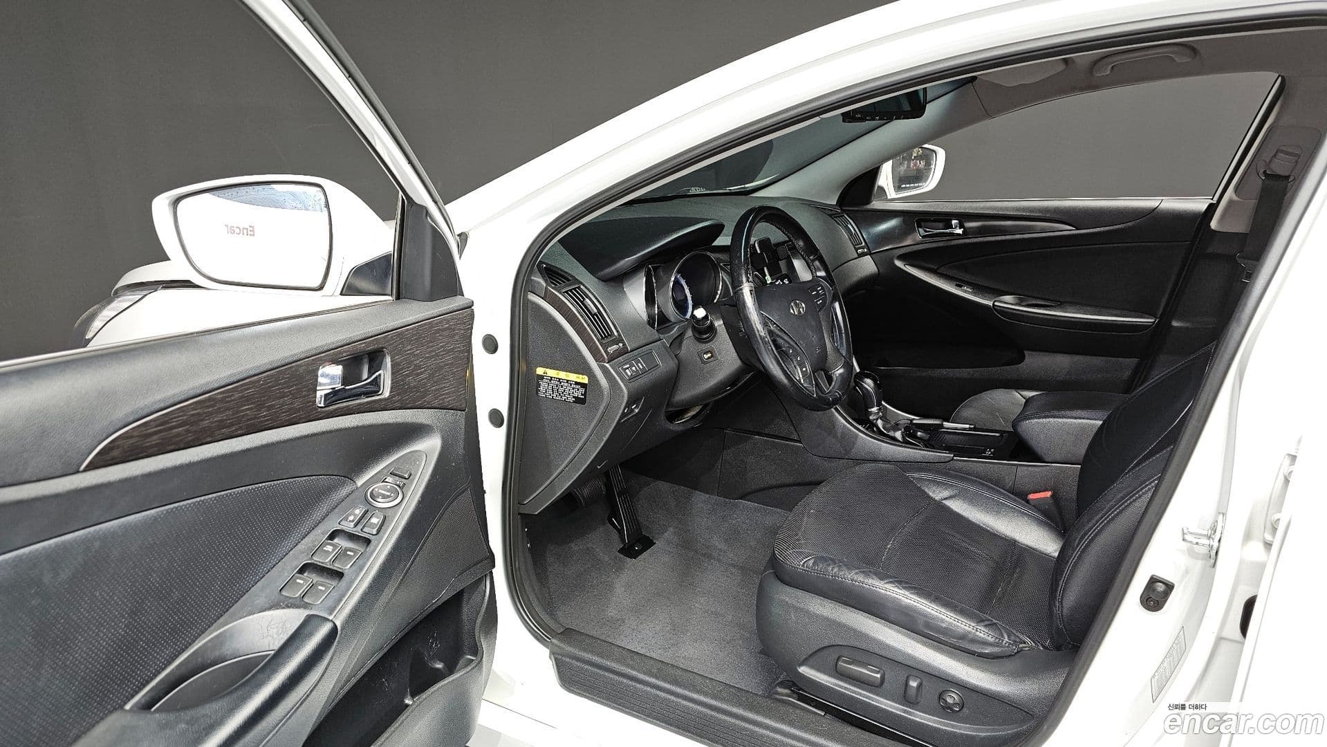 Main__Slider__Photo:Sonata Hyundai 2013.6-9