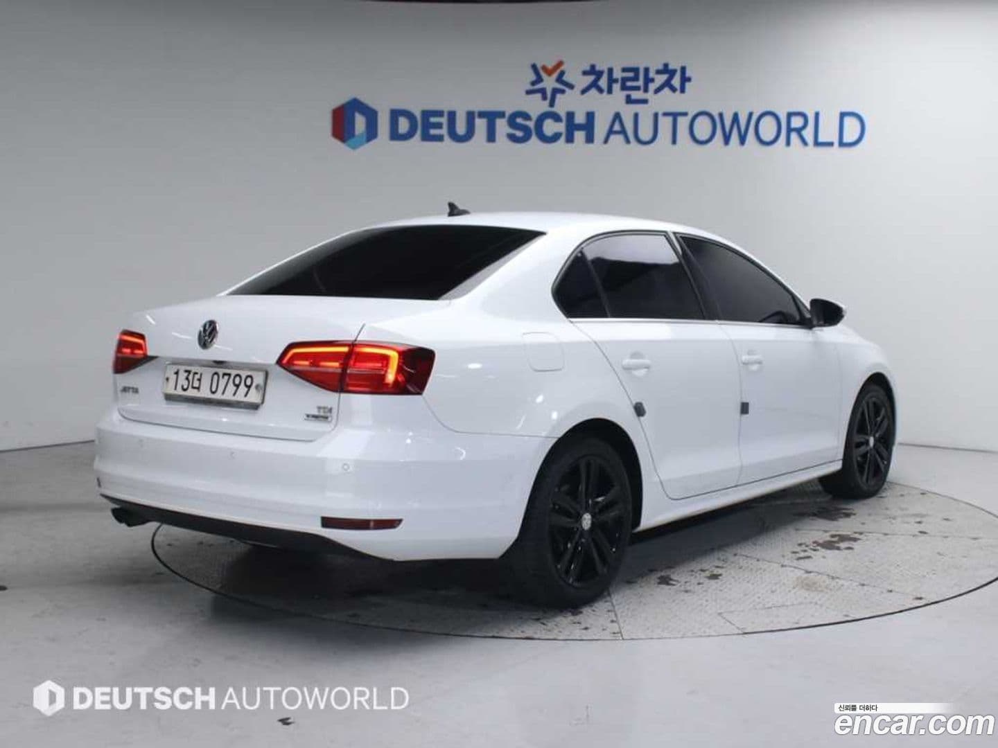 Main__Slider__Photo:Jetta Volkswagen 2015.10-1