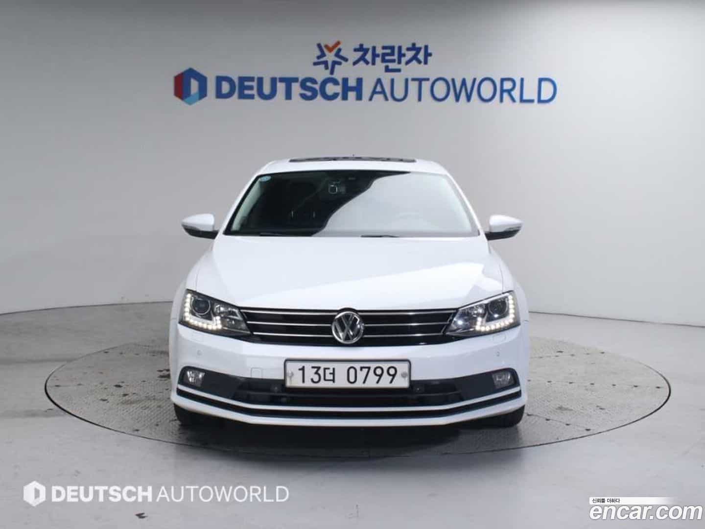 Jetta Volkswagen 2015.10-OUTER-003