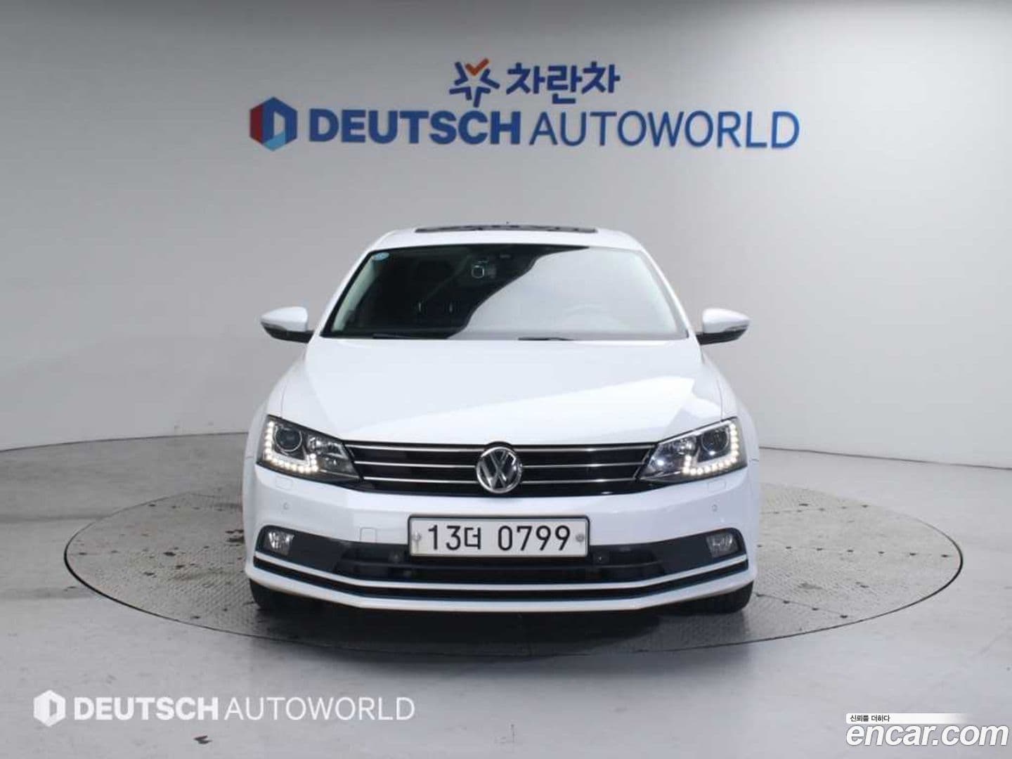 Main__Slider__Photo:Jetta Volkswagen 2015.10-2