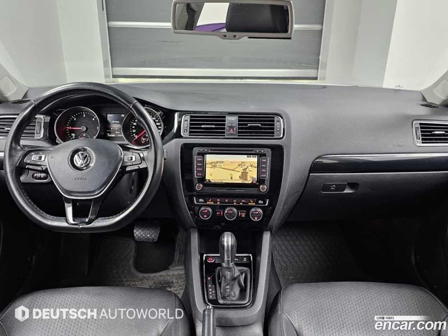Jetta Volkswagen 2015.10-INNER-007