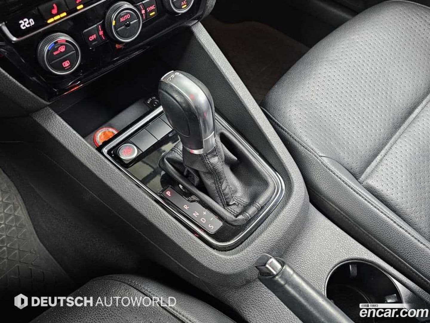 Main__Slider__Photo:Jetta Volkswagen 2015.10-8