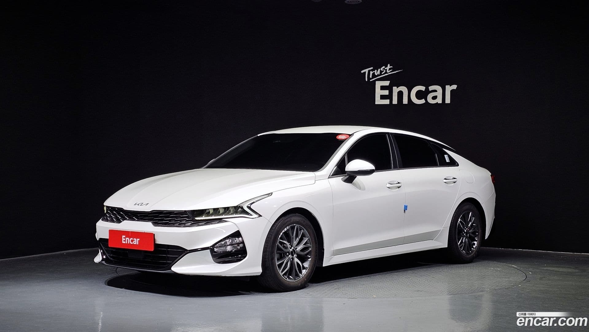 Main__Slider__Photo:K5 Kia 2021.6-0