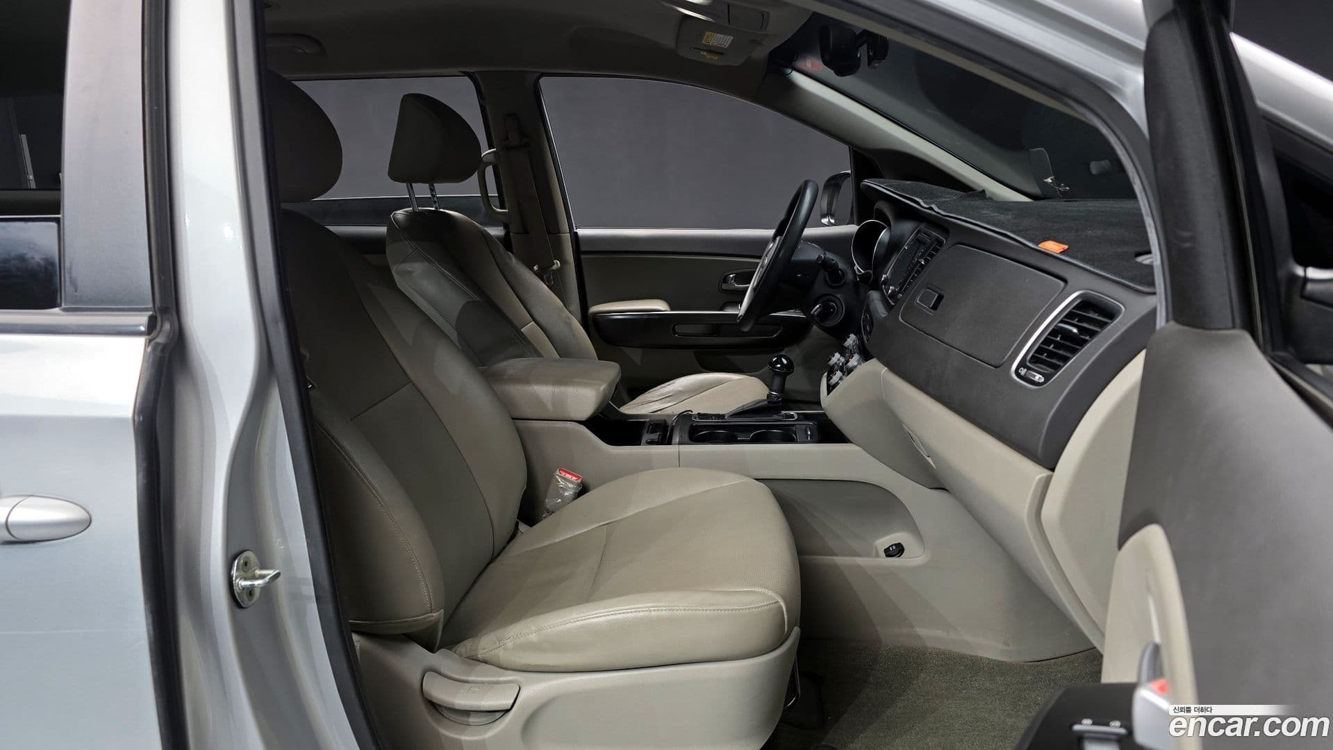 Main__Slider__Photo:Canival Kia 2014.7-10