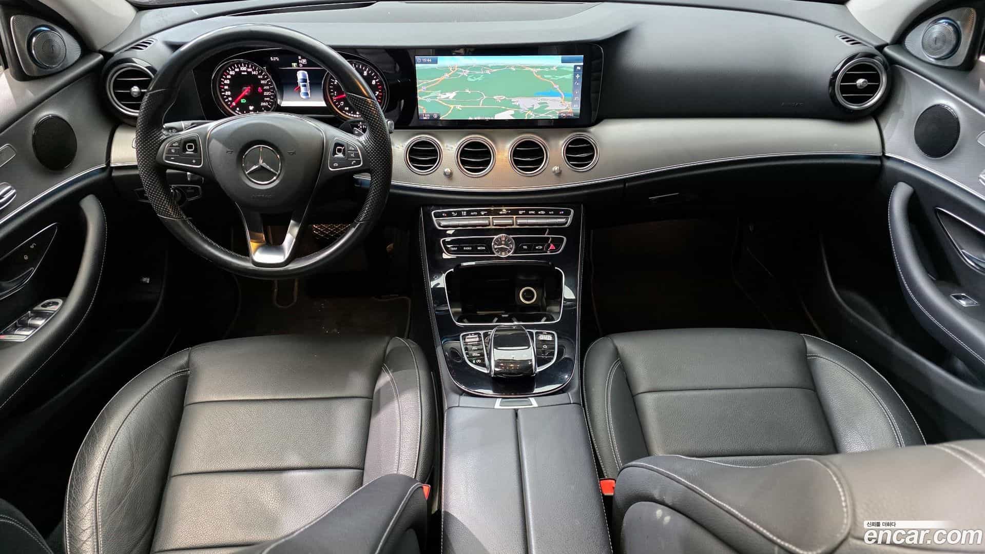 E-Class Mercedes-Benz 2017.1-INNER-007