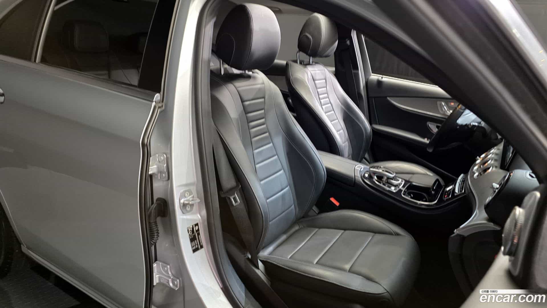 E-Class Mercedes-Benz 2017.1-OPTION-016