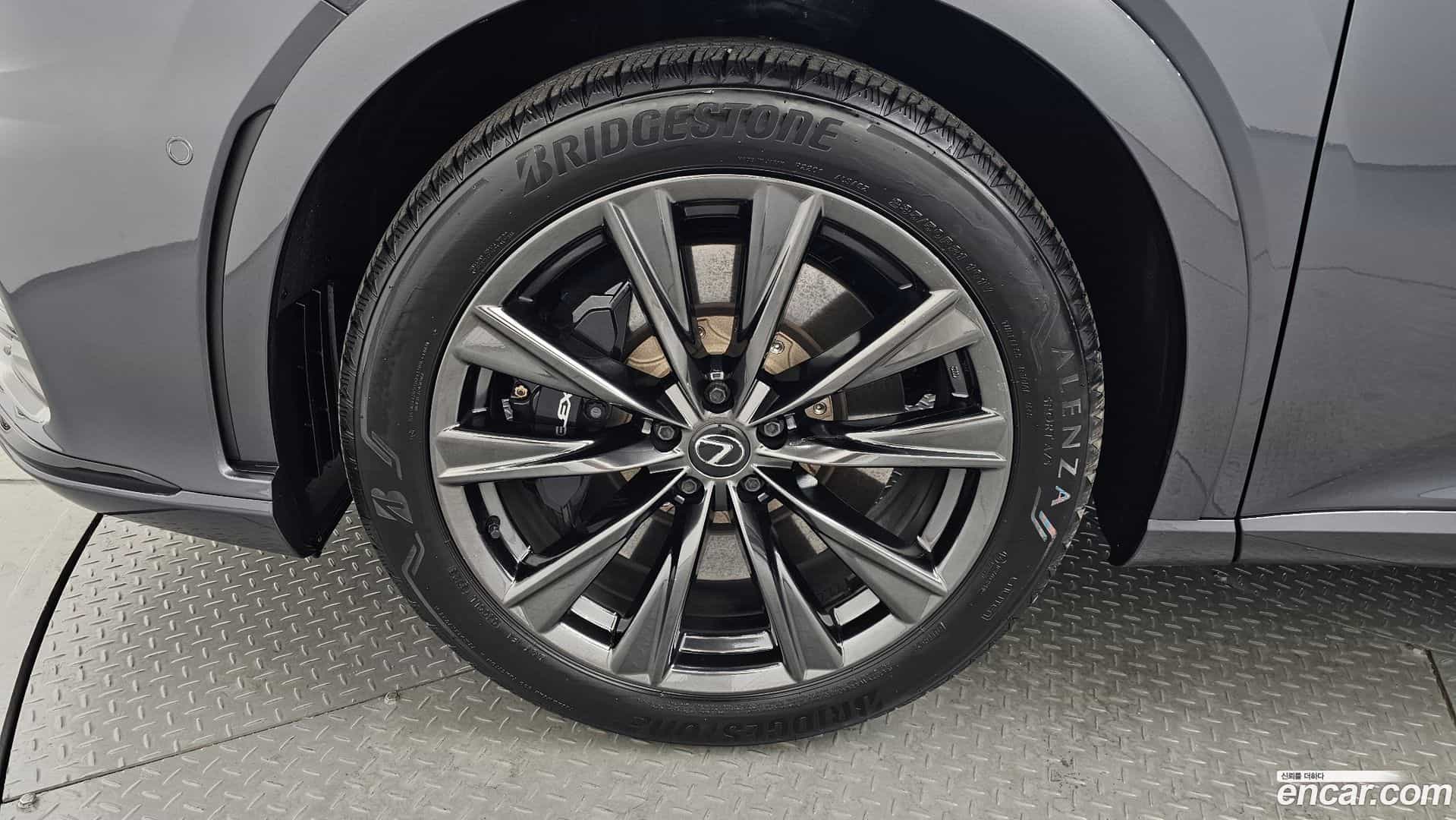 RX Lexus 2023.9-OUTER-005