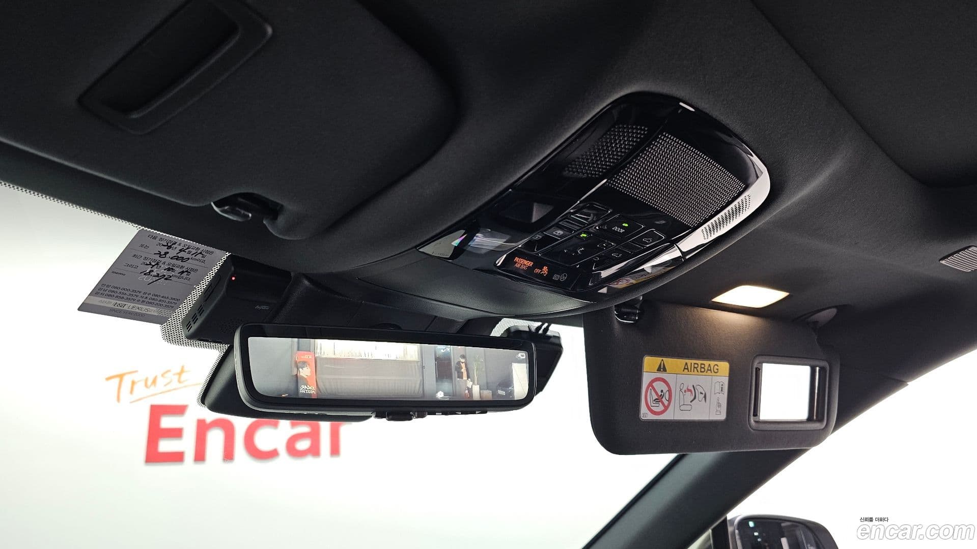 Main__Slider__Photo:RX Lexus 2023.9-17