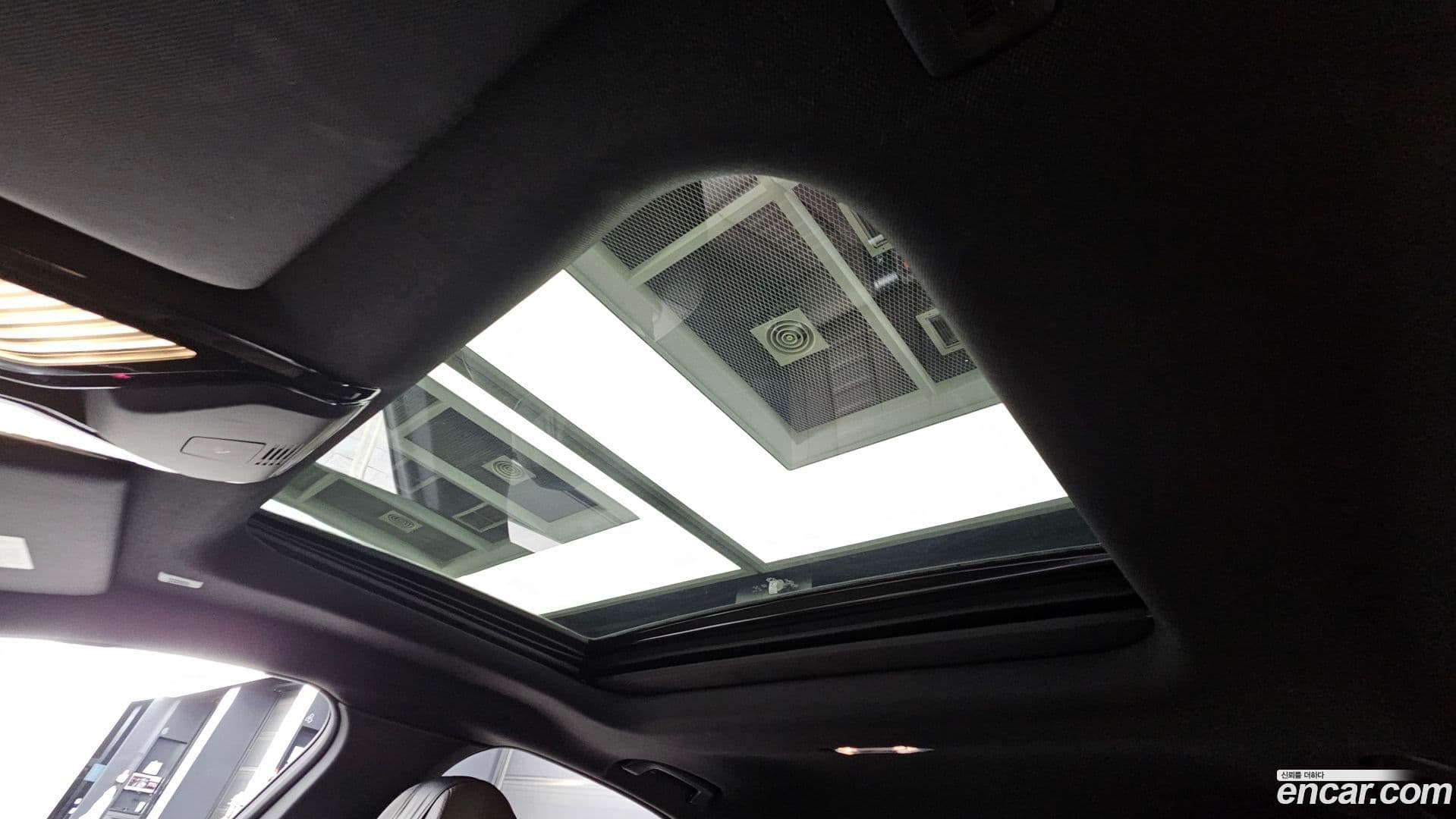 Main__Slider__Photo:4-Series BMW 2024.0-17