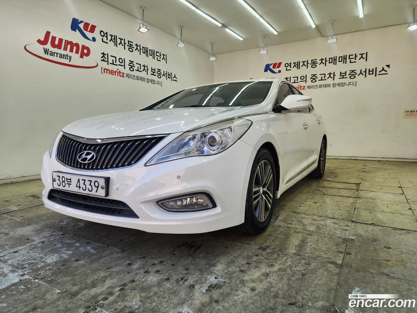 Grandeur Hyundai 2013.0-OUTER-001