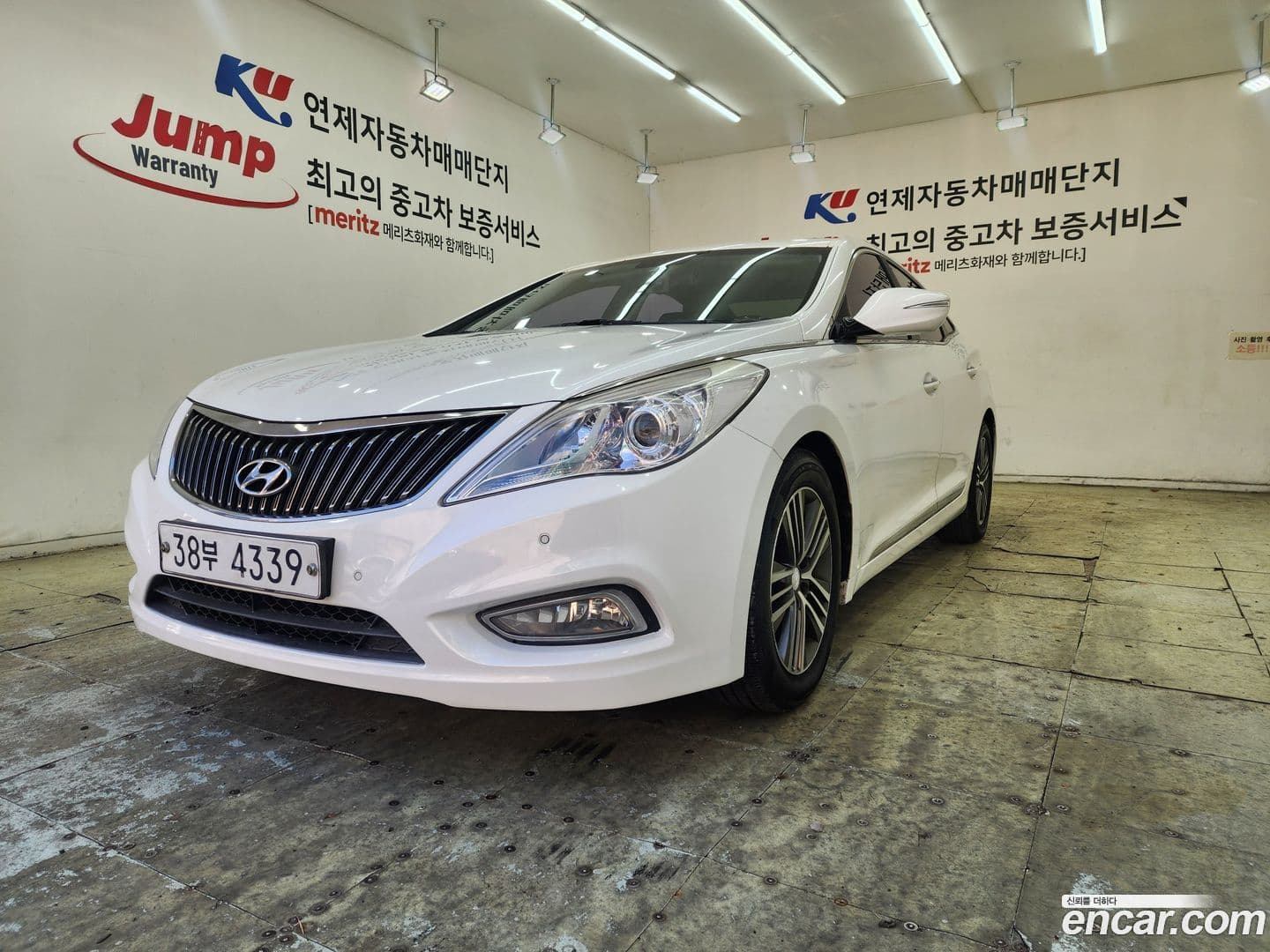 Main__Slider__Photo:Grandeur Hyundai 2013.0-0