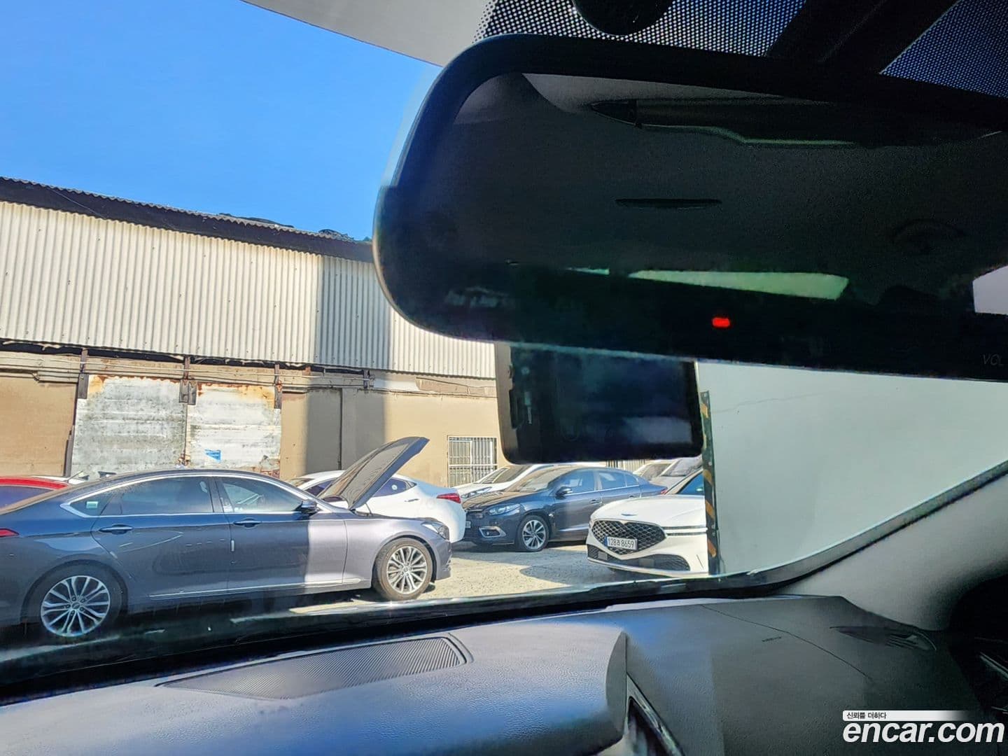 Main__Slider__Photo:Grandeur Hyundai 2013.0-17