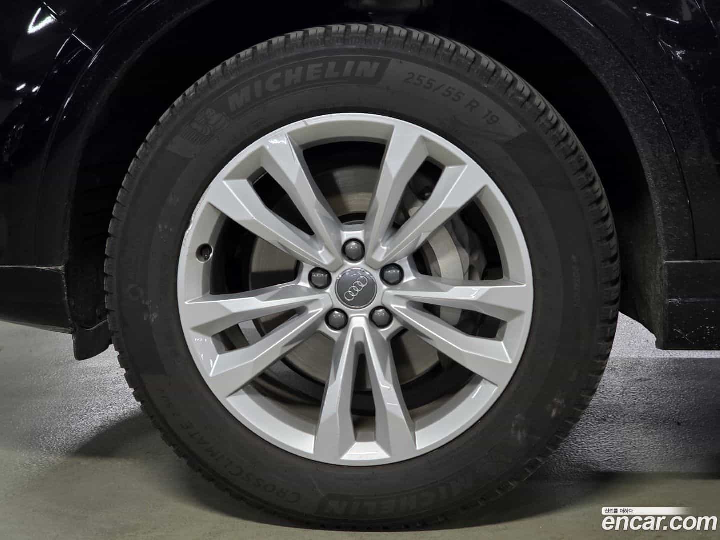 Q7 Audi 2019.8-OUTER-005