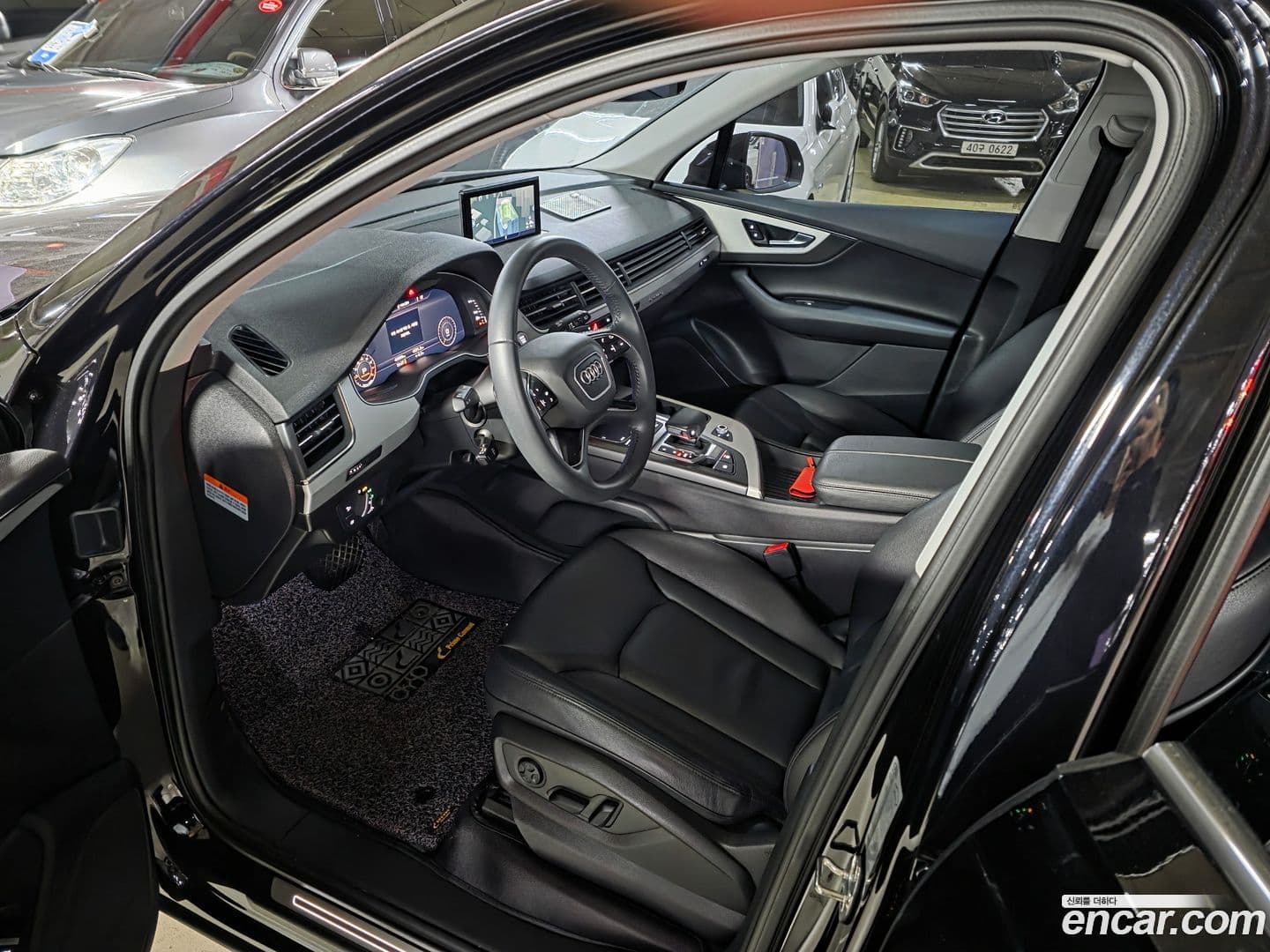 Main__Slider__Photo:Q7 Audi 2019.8-9