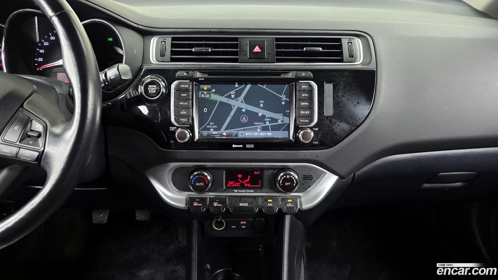 Main__Slider__Photo:pride Kia 2016.7-13