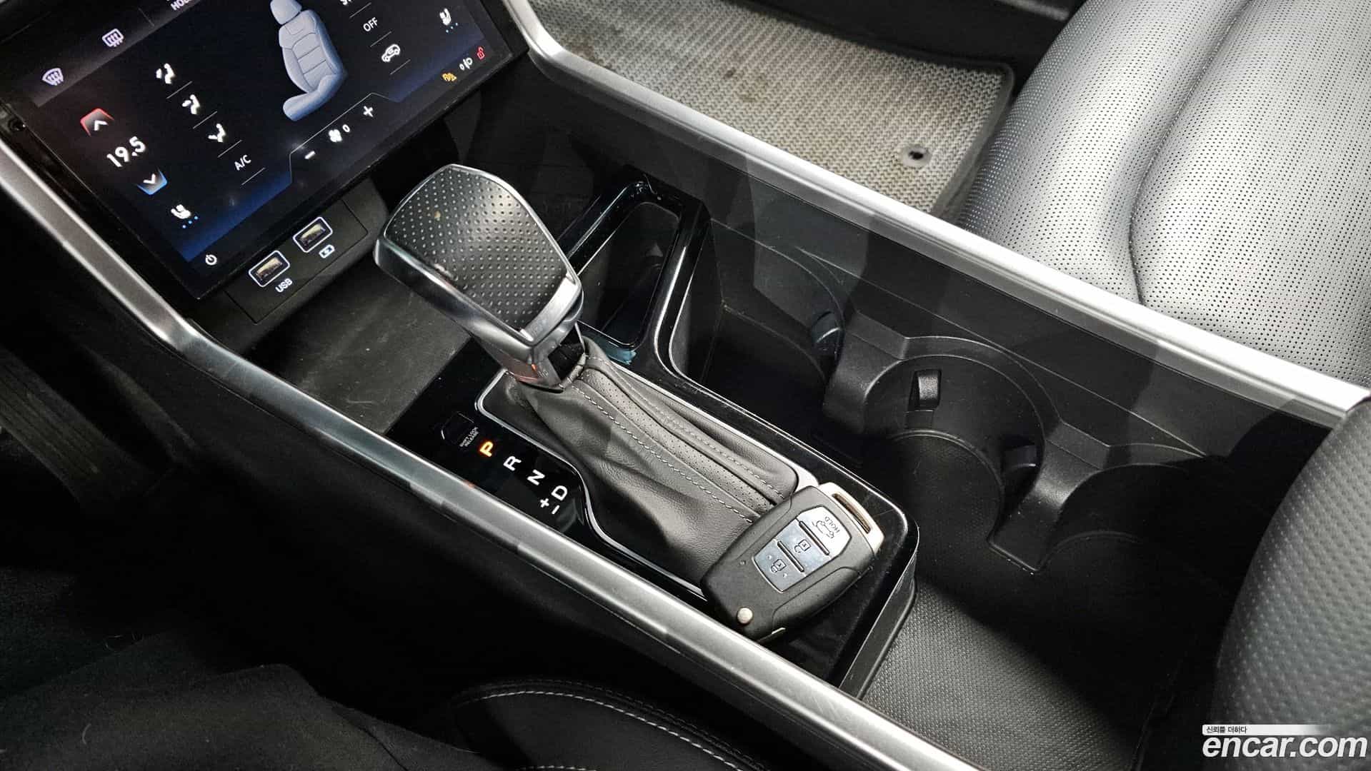 Torres KG_Mobility_Ssangyong 2022.8-INNER-009