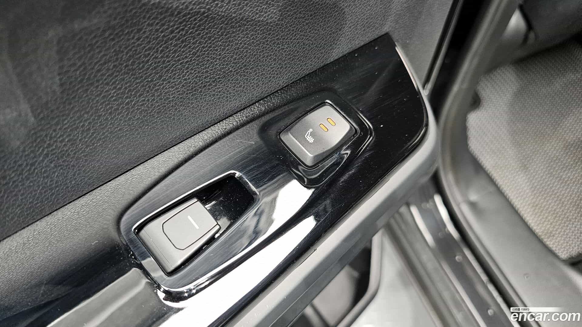 Torres KG_Mobility_Ssangyong 2022.8-OPTION-022