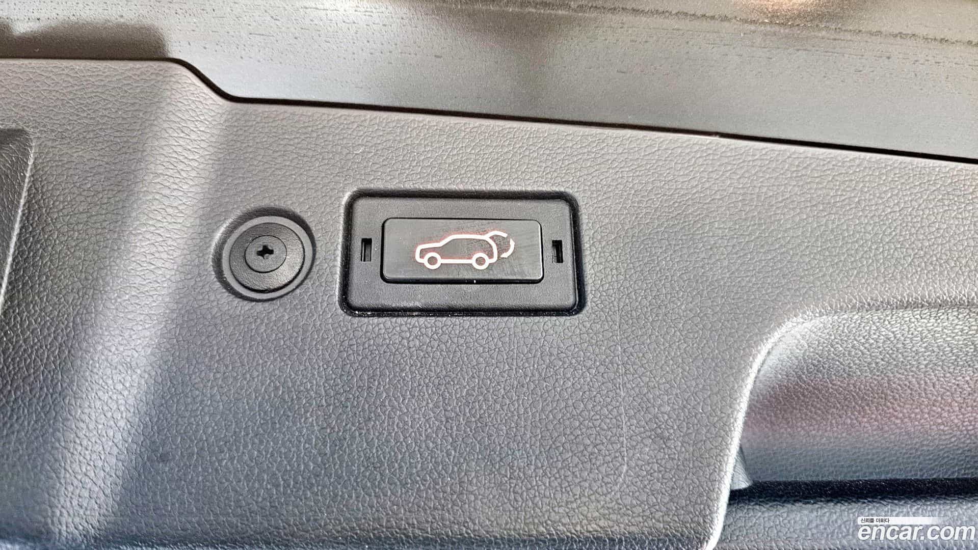 Torres KG_Mobility_Ssangyong 2022.8-OPTION-024