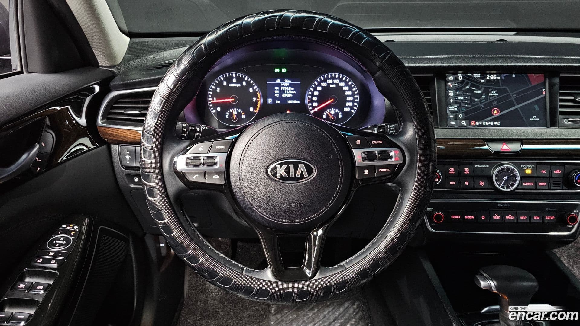 Main__Slider__Photo:K7 Kia 2019.0-12
