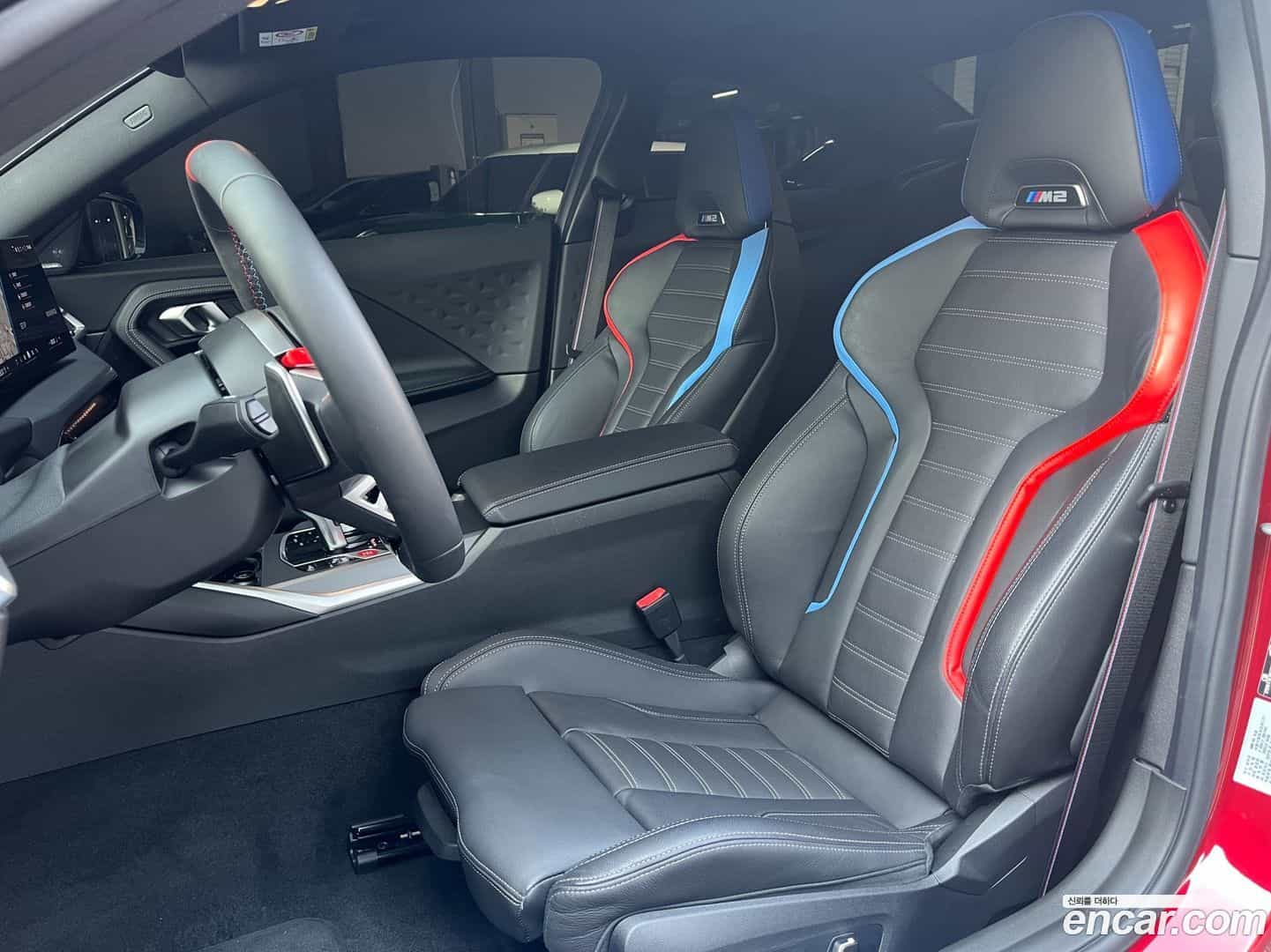 M2 BMW 2025.6-INNER-009