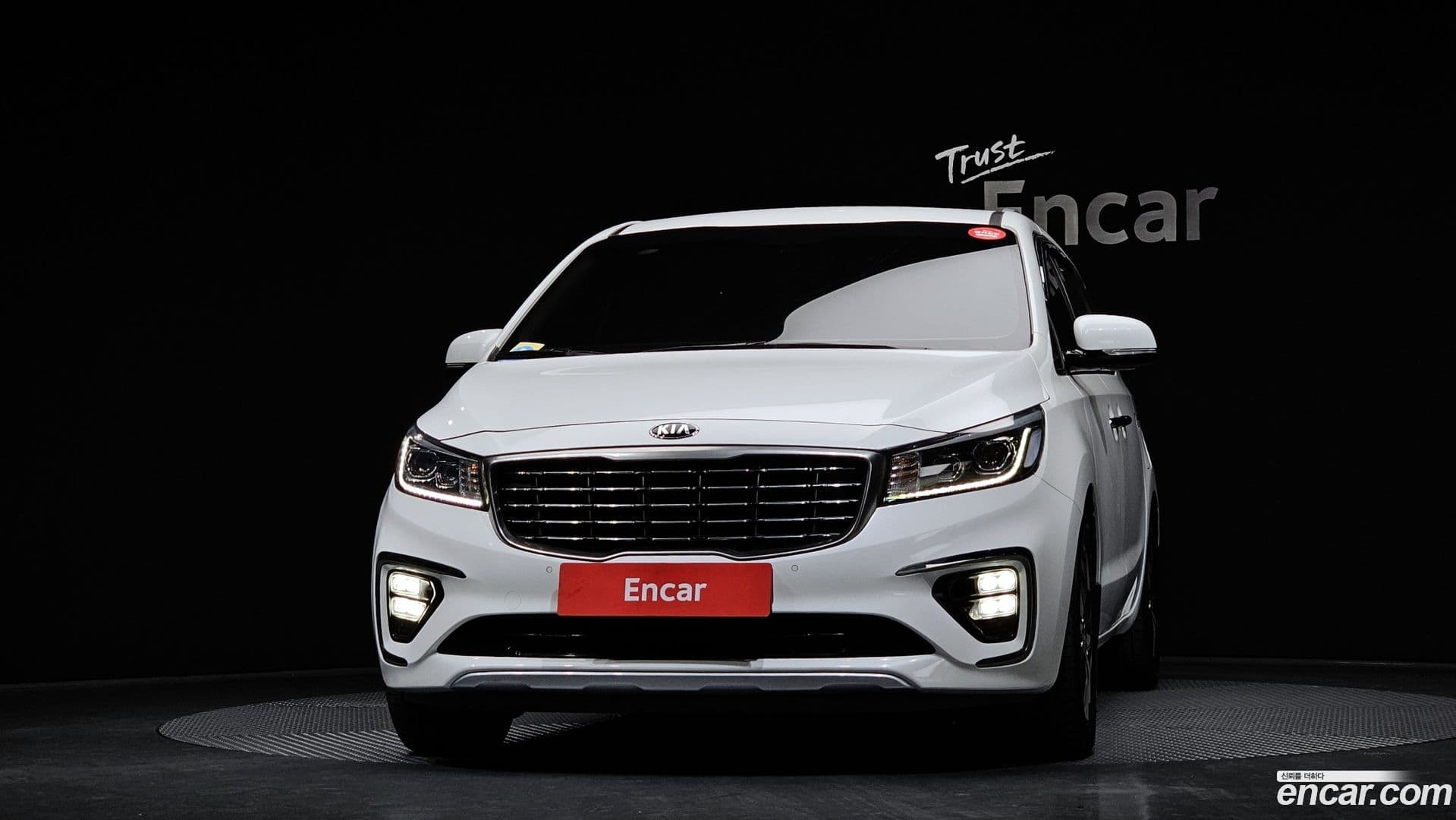 Main__Slider__Photo:Canival Kia 2020.1-2