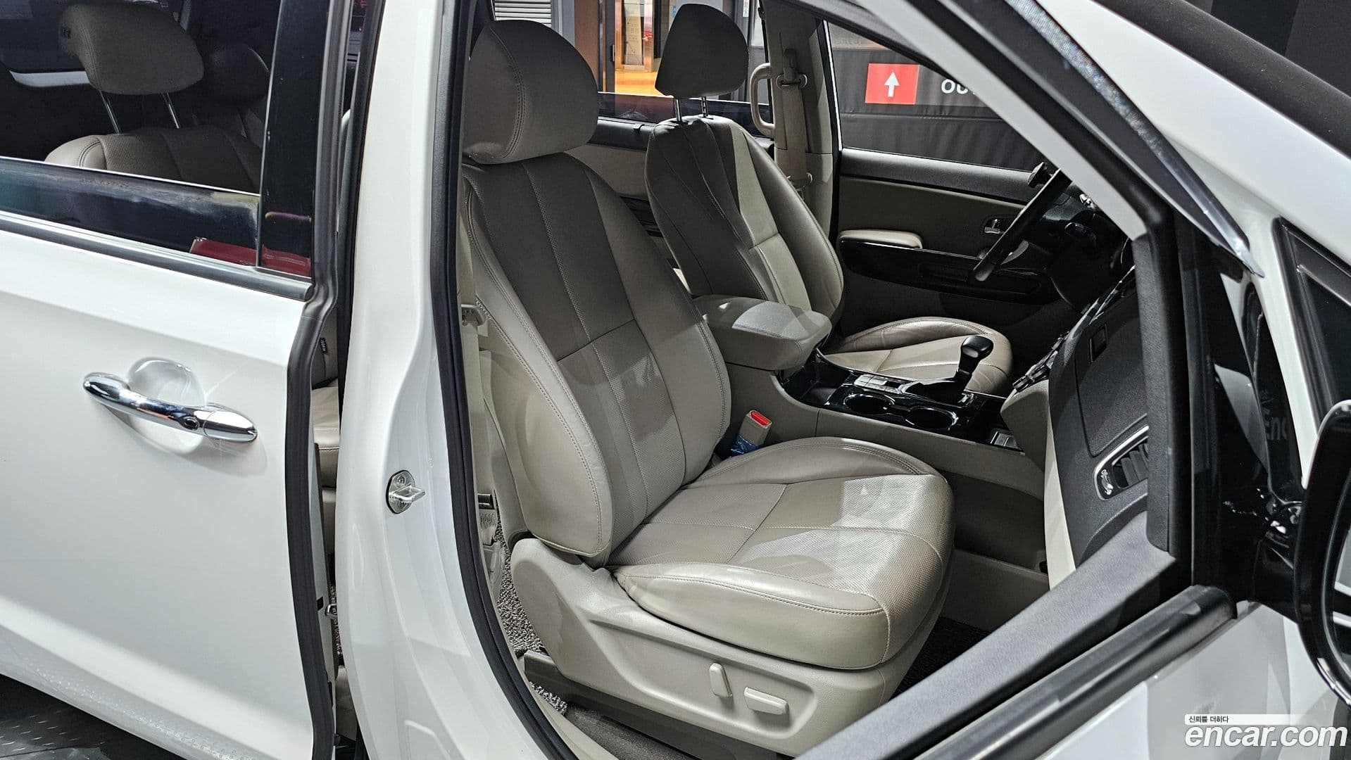 Main__Slider__Photo:Canival Kia 2020.1-9