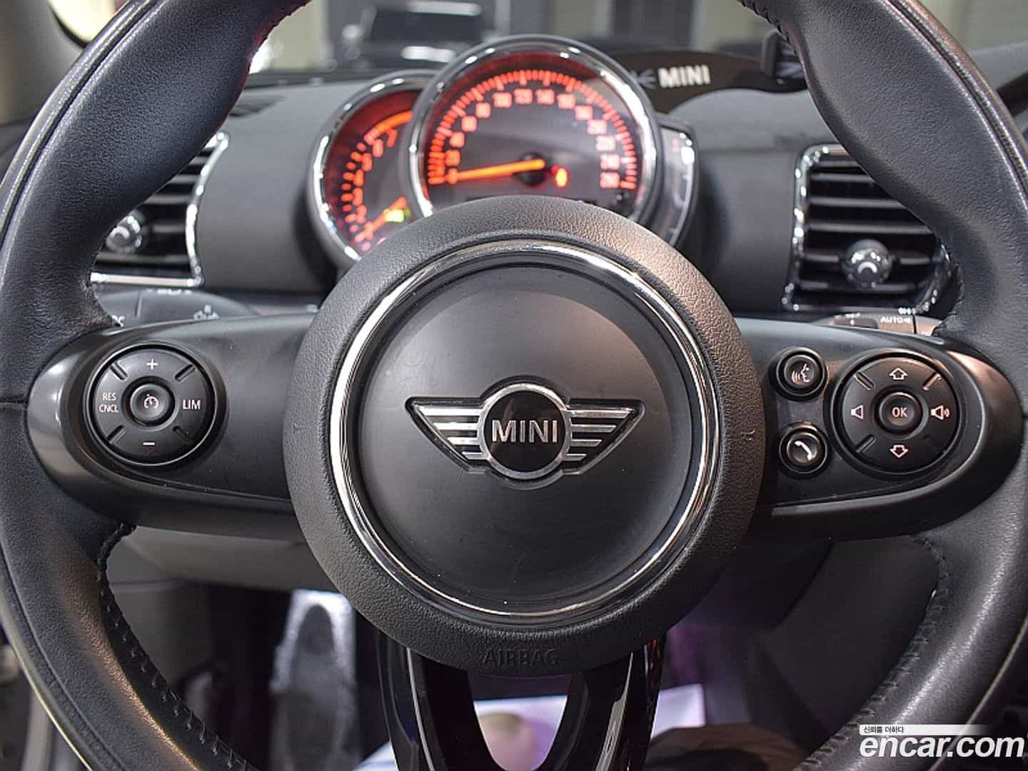 Clubman Mini 2018.6-INNER-006