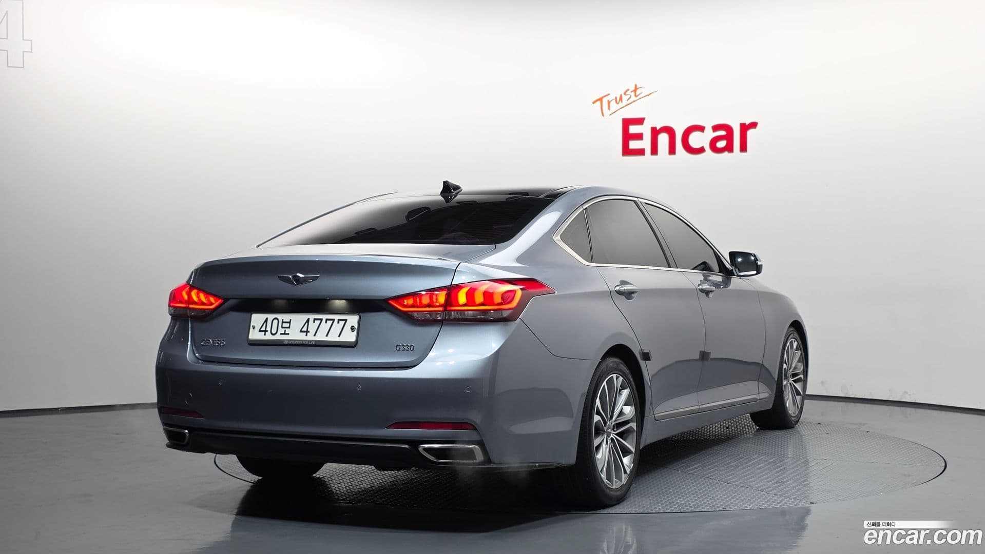 Main__Slider__Photo:Genesis Hyundai 2014.10-1