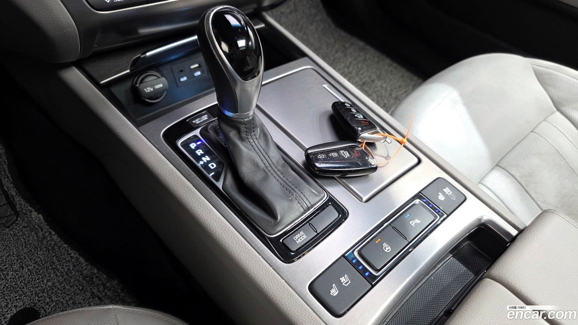 Main__Slider__Photo:Genesis Hyundai 2014.10-8