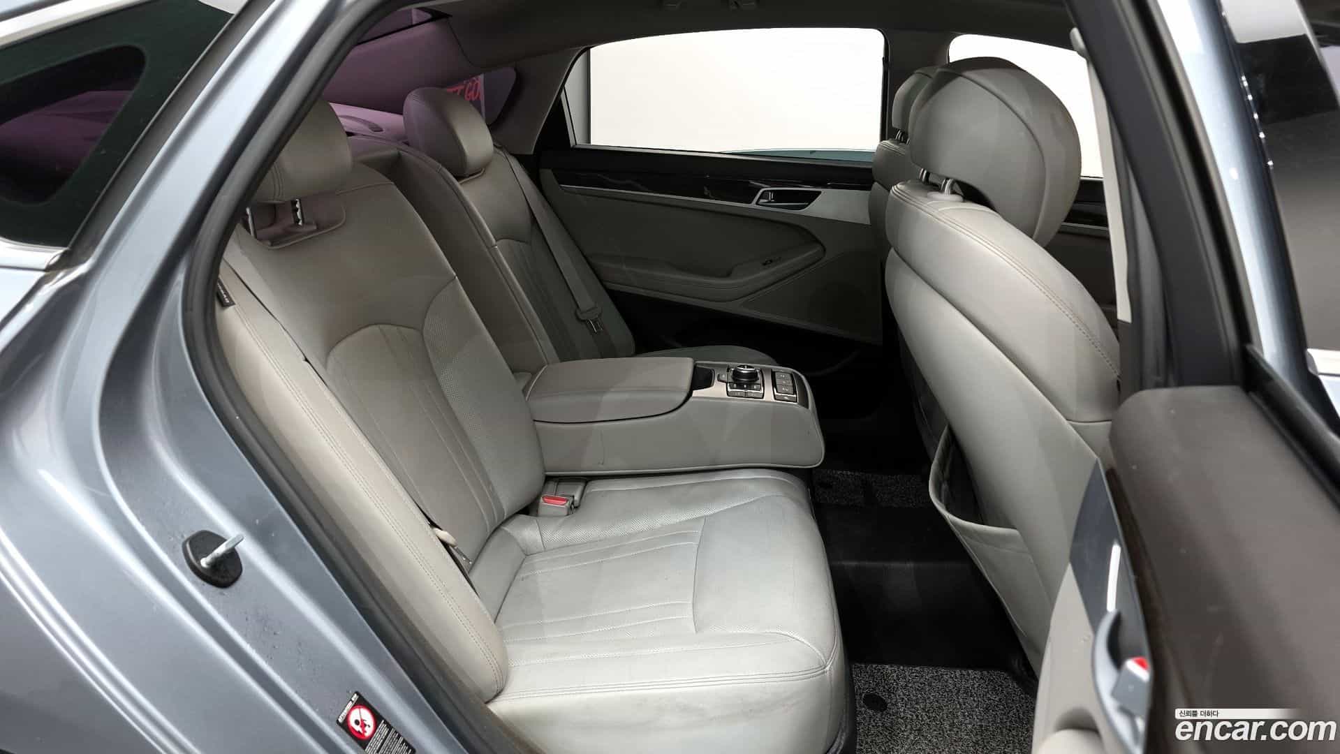 Genesis Hyundai 2014.10-OPTION-016