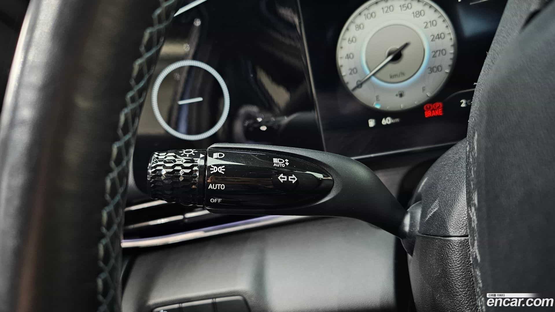 AVANTE Hyundai 2022.7-OPTION-022