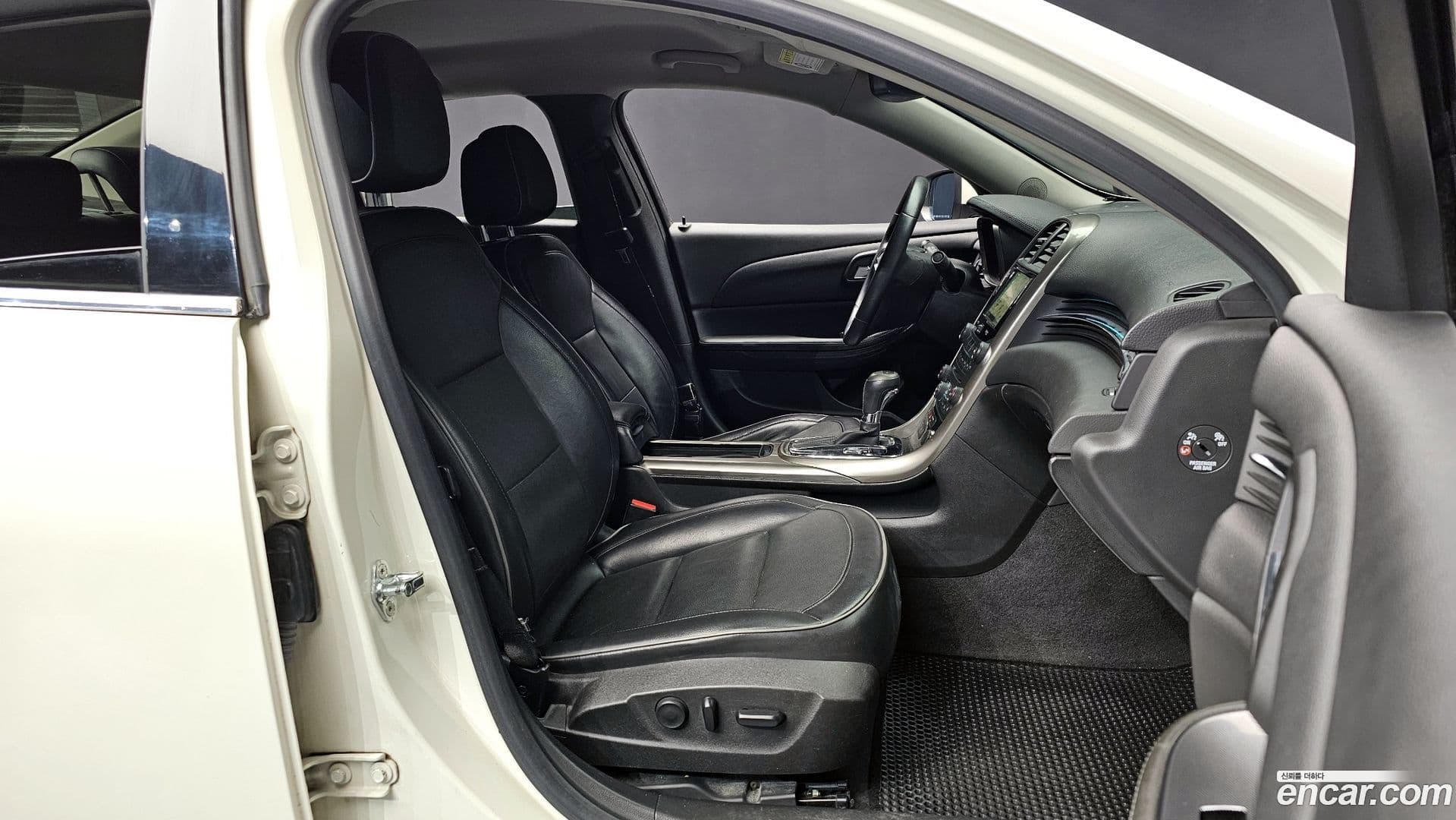 Main__Slider__Photo:Malibu ChevroletGMDaewoo 2012.3-9