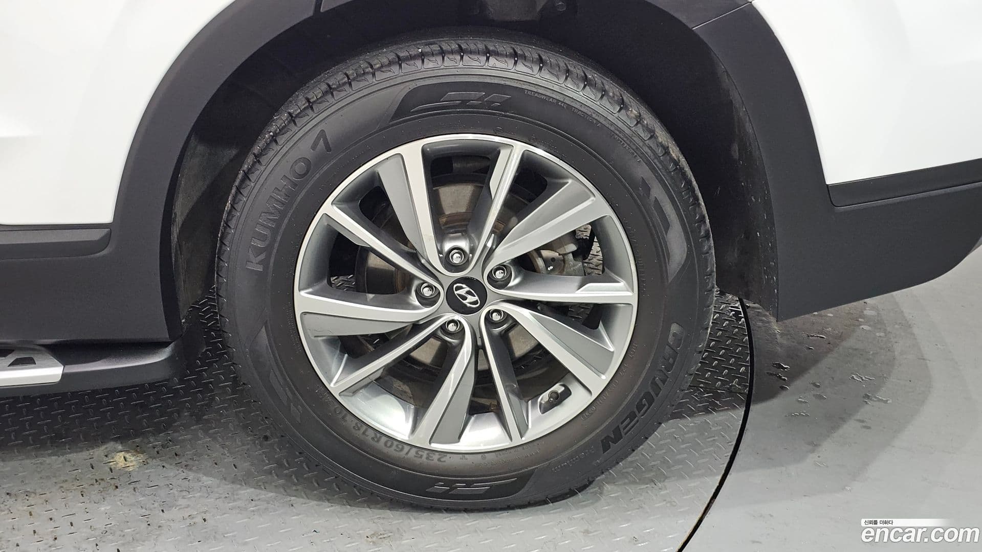 Main__Slider__Photo:Santafe Hyundai 2019.2-4