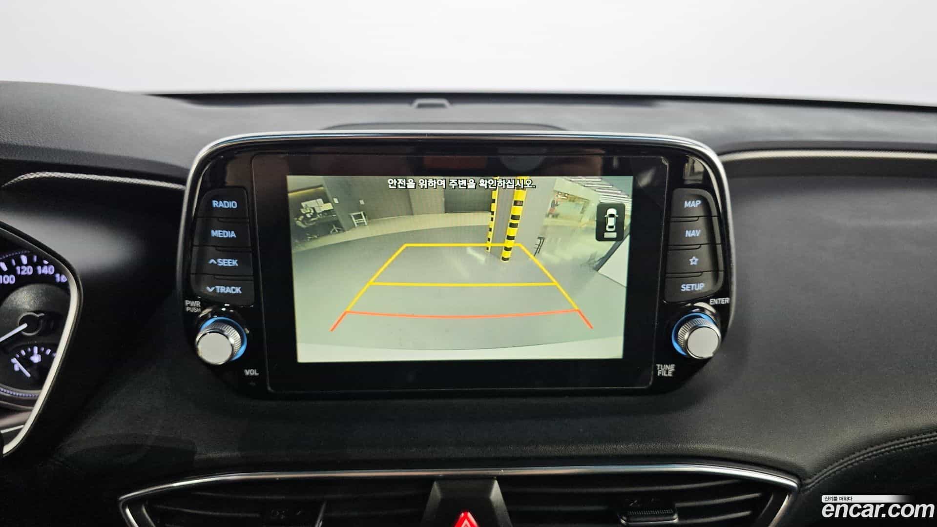 Santafe Hyundai 2019.2-OPTION-017