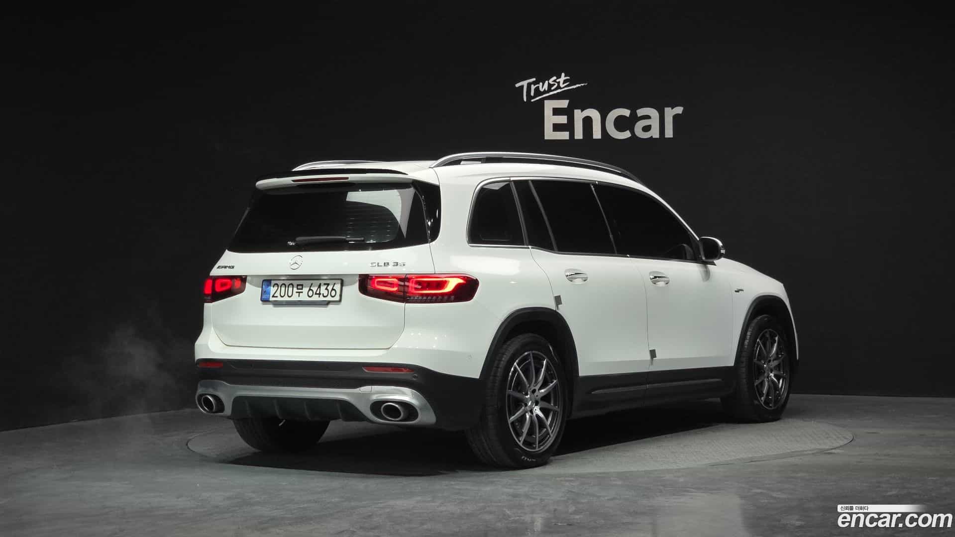 GLB-Class Mercedes-Benz 2022.9-OUTER-002