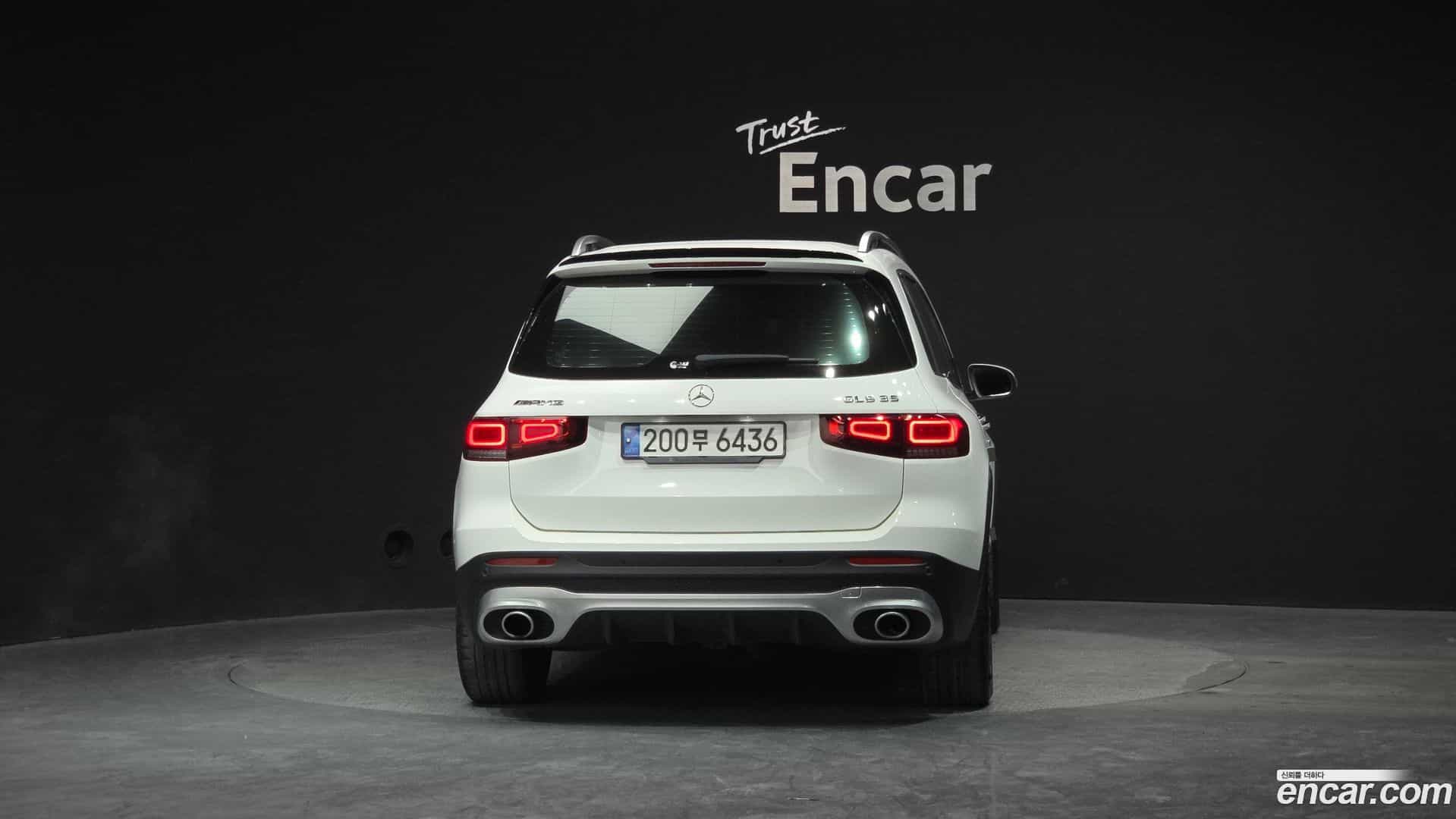 GLB-Class Mercedes-Benz 2022.9-OUTER-004