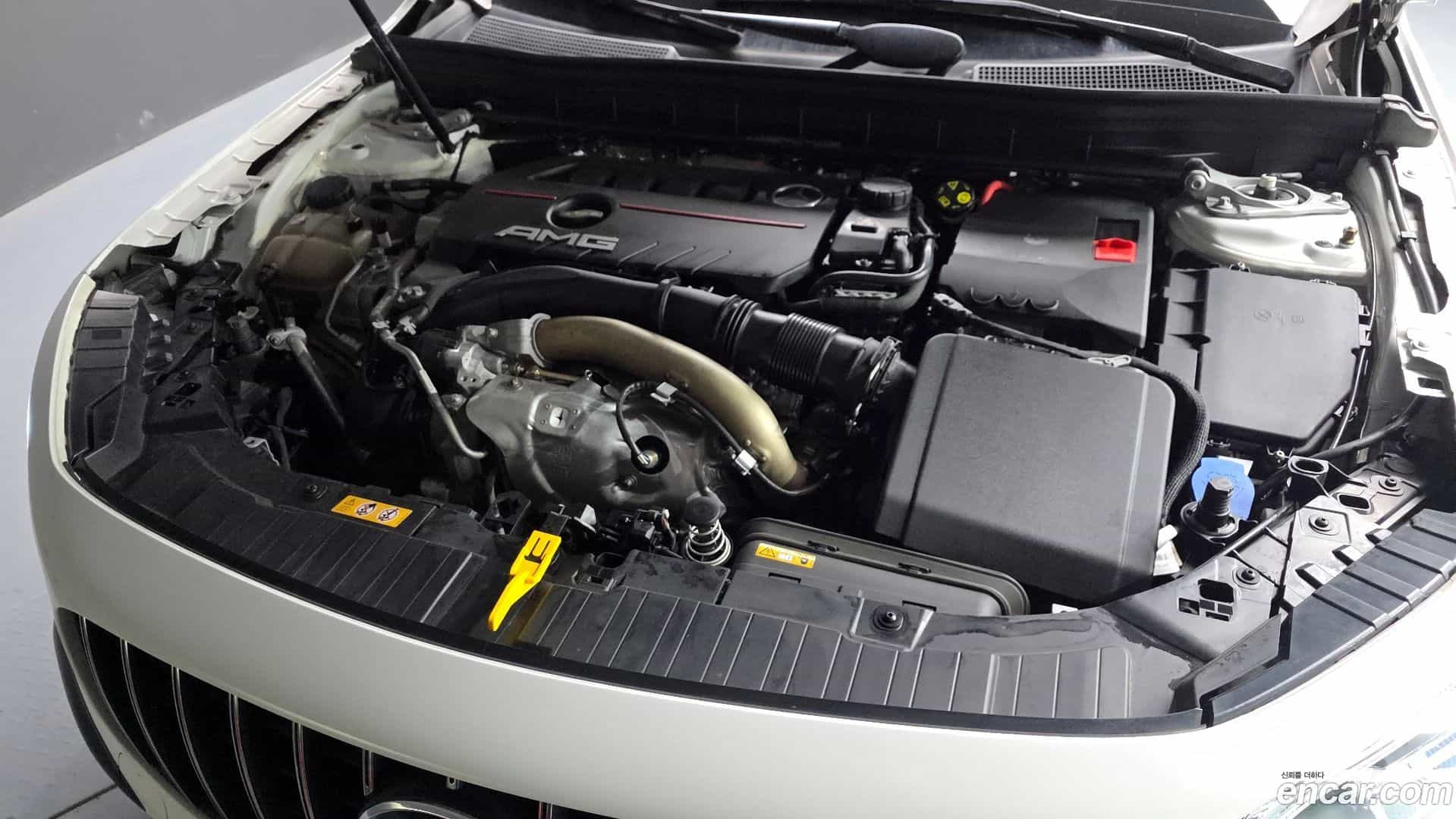 GLB-Class Mercedes-Benz 2022.9-INNER-006