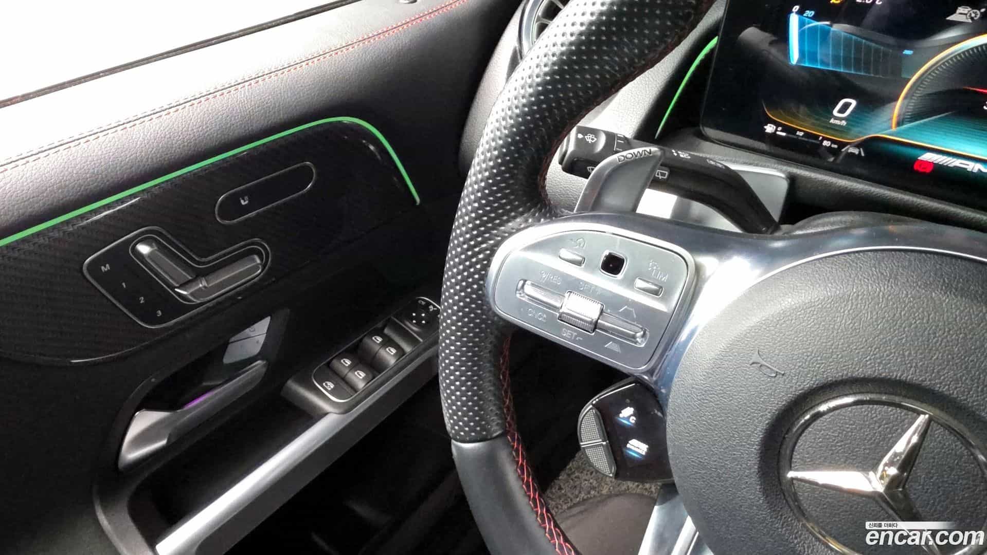 GLB-Class Mercedes-Benz 2022.9-OPTION-021